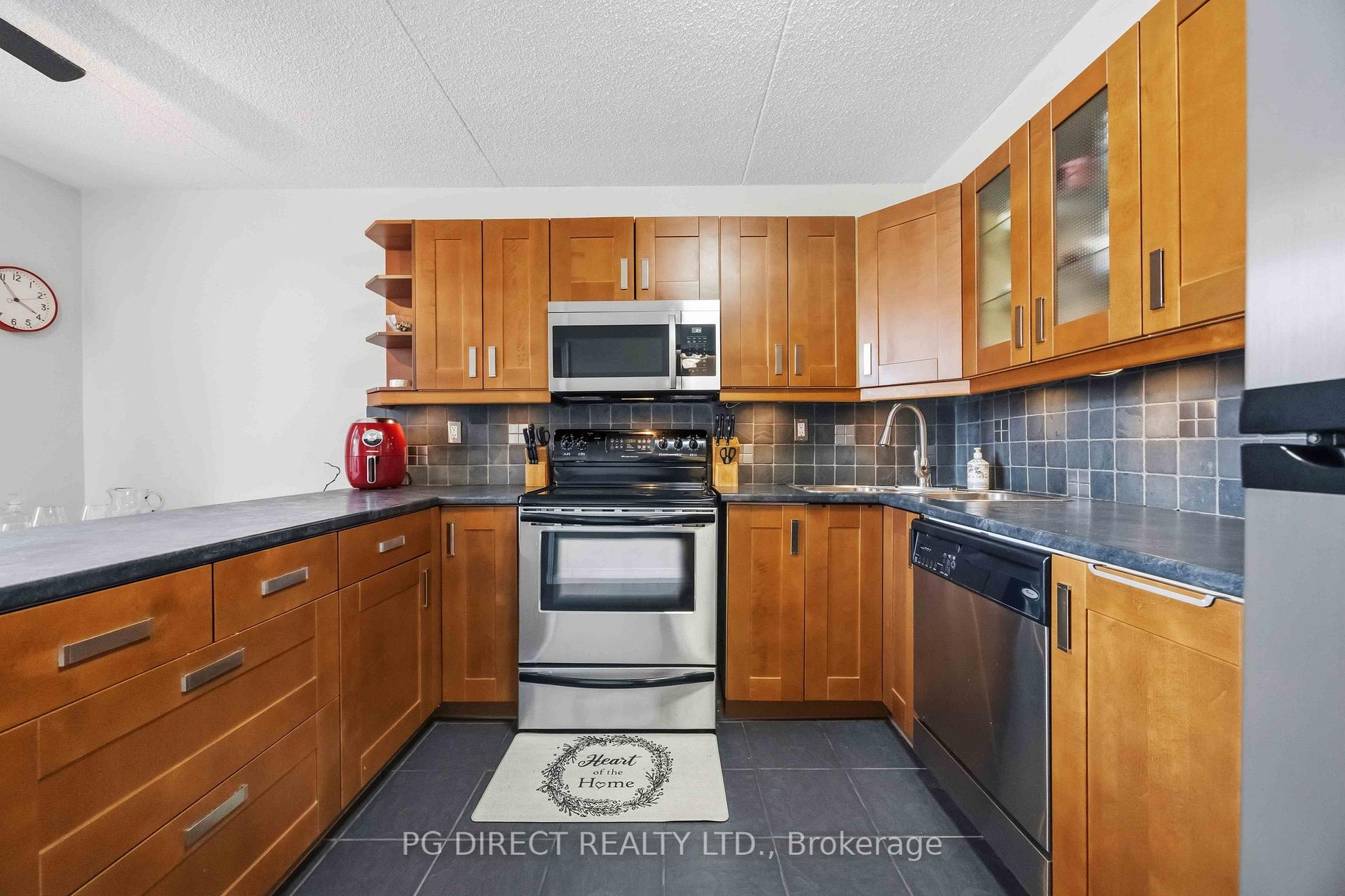 Photo 9 of Unit 214, 580 Mary Street E, Whitby, Downtown Whitby — HOMEH
