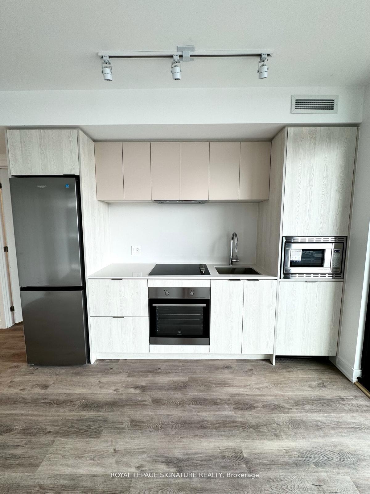 Photo 2 of Unit 1310, 1 Jarvis Street, Hamilton, Beasley — HOMEH