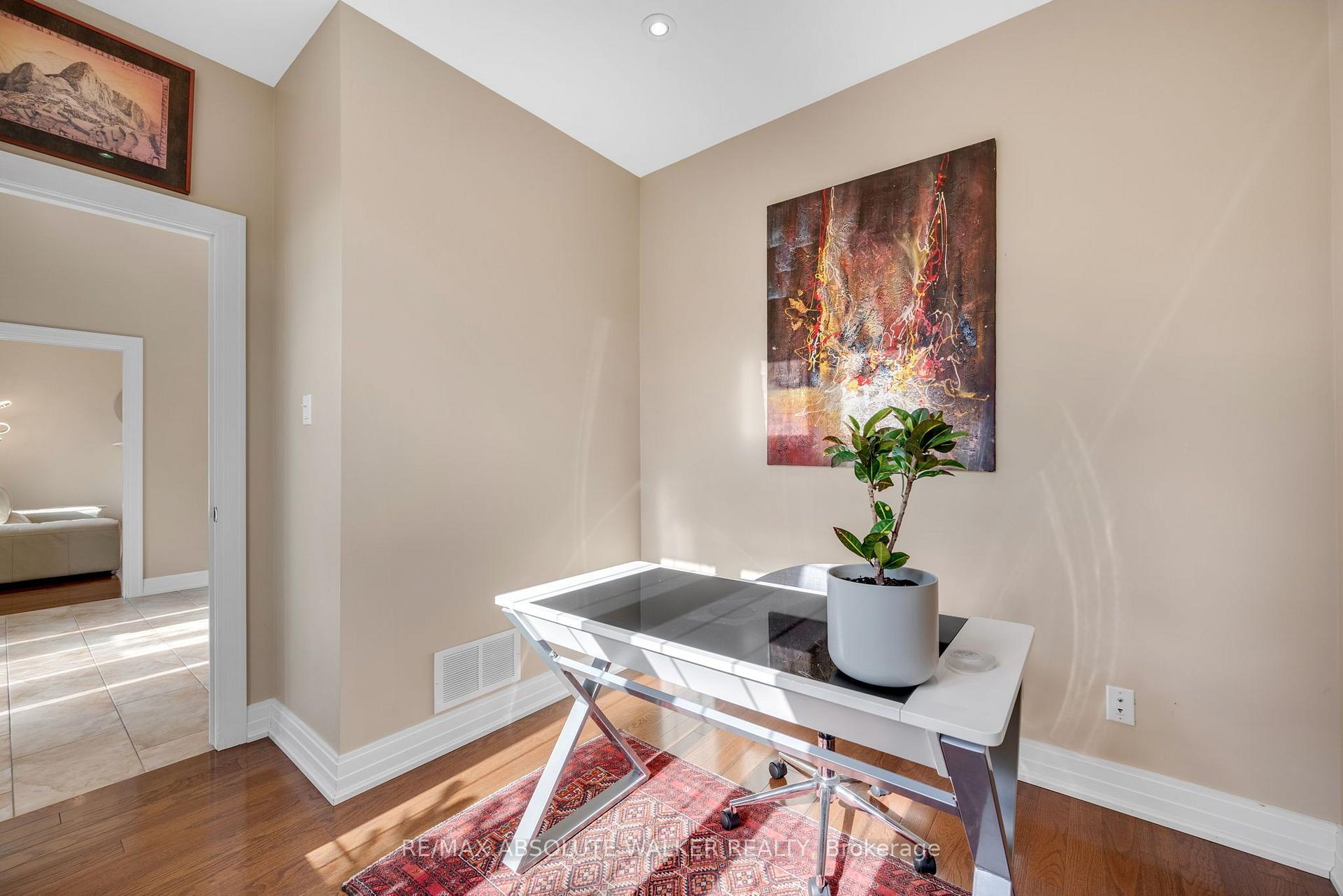 Photo 9 of 25 Goodwin Avenue, Ottawa, Borden Farm/Stewart Farm/Carleton Heights/Parkwood Hills — HOMEH