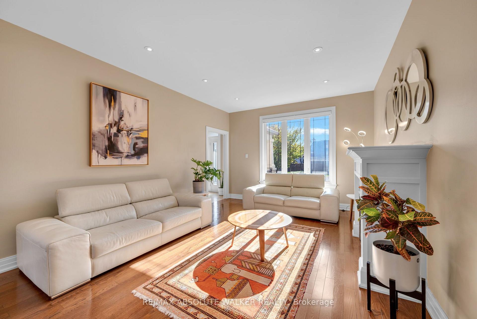 Photo 13 of 25 Goodwin Avenue, Ottawa, Borden Farm/Stewart Farm/Carleton Heights/Parkwood Hills — HOMEH