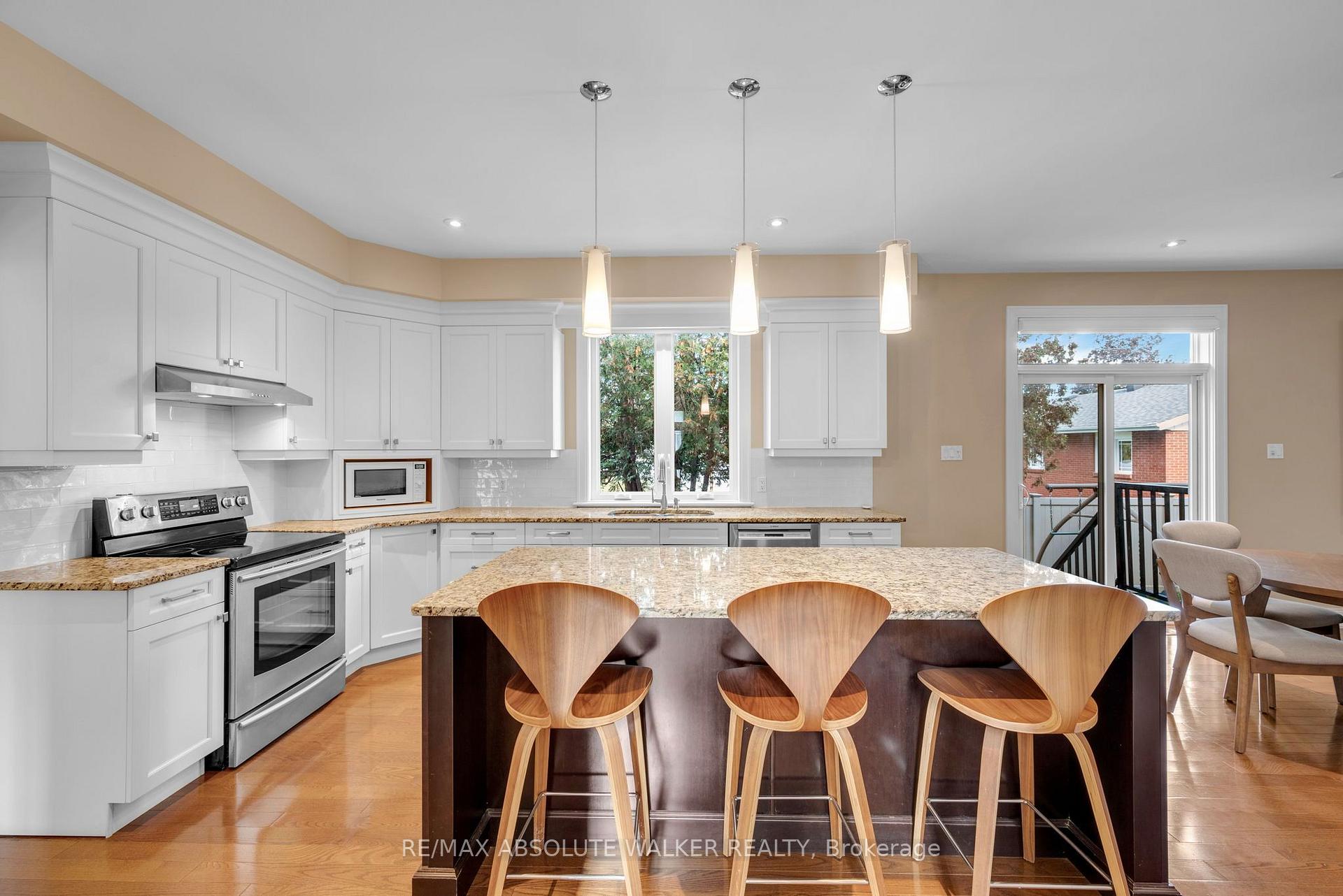Photo 23 of 25 Goodwin Avenue, Ottawa, Borden Farm/Stewart Farm/Carleton Heights/Parkwood Hills — HOMEH