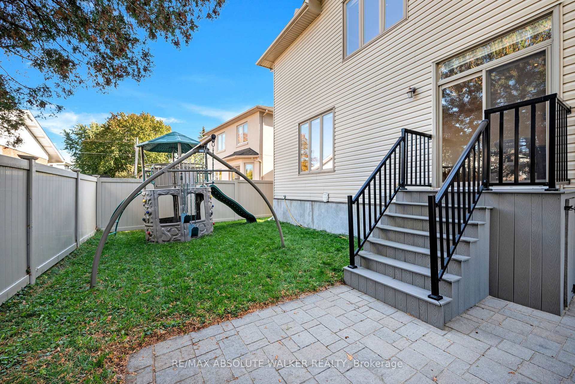 Photo 73 of 25 Goodwin Avenue, Ottawa, Borden Farm/Stewart Farm/Carleton Heights/Parkwood Hills — HOMEH