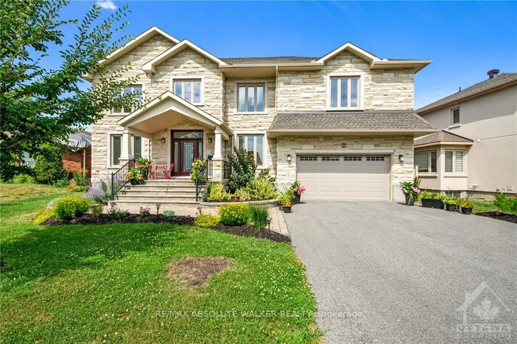Photo 2 of 25 Goodwin Avenue, Ottawa, Borden Farm/Stewart Farm/Carleton Heights/Parkwood Hills — HOMEH