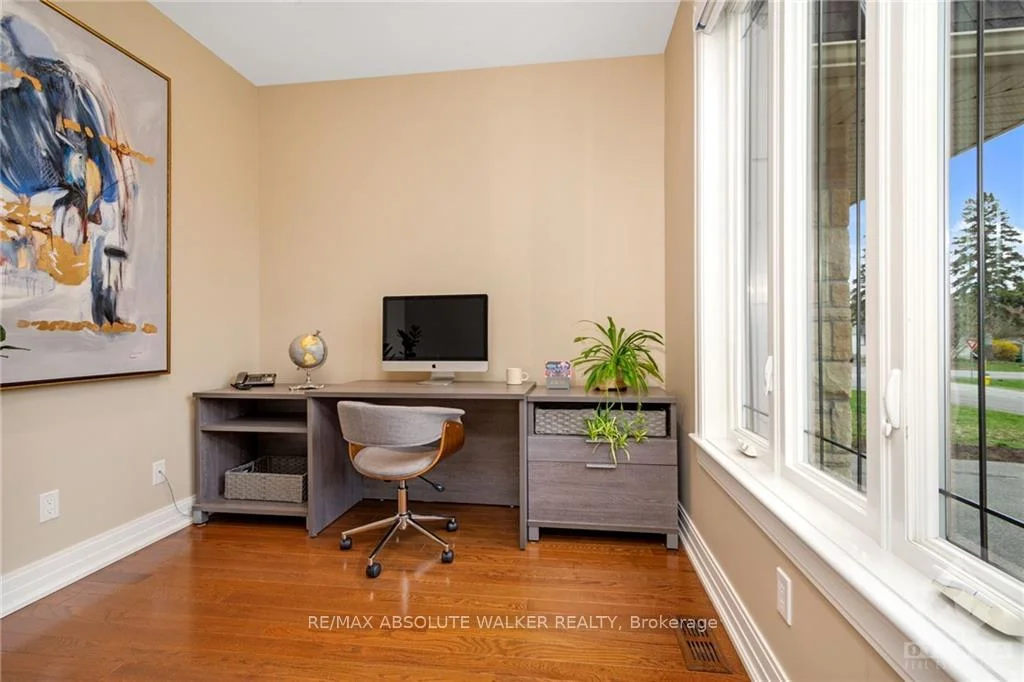Photo 10 of 25 Goodwin Avenue, Ottawa, Borden Farm/Stewart Farm/Carleton Heights/Parkwood Hills — HOMEH