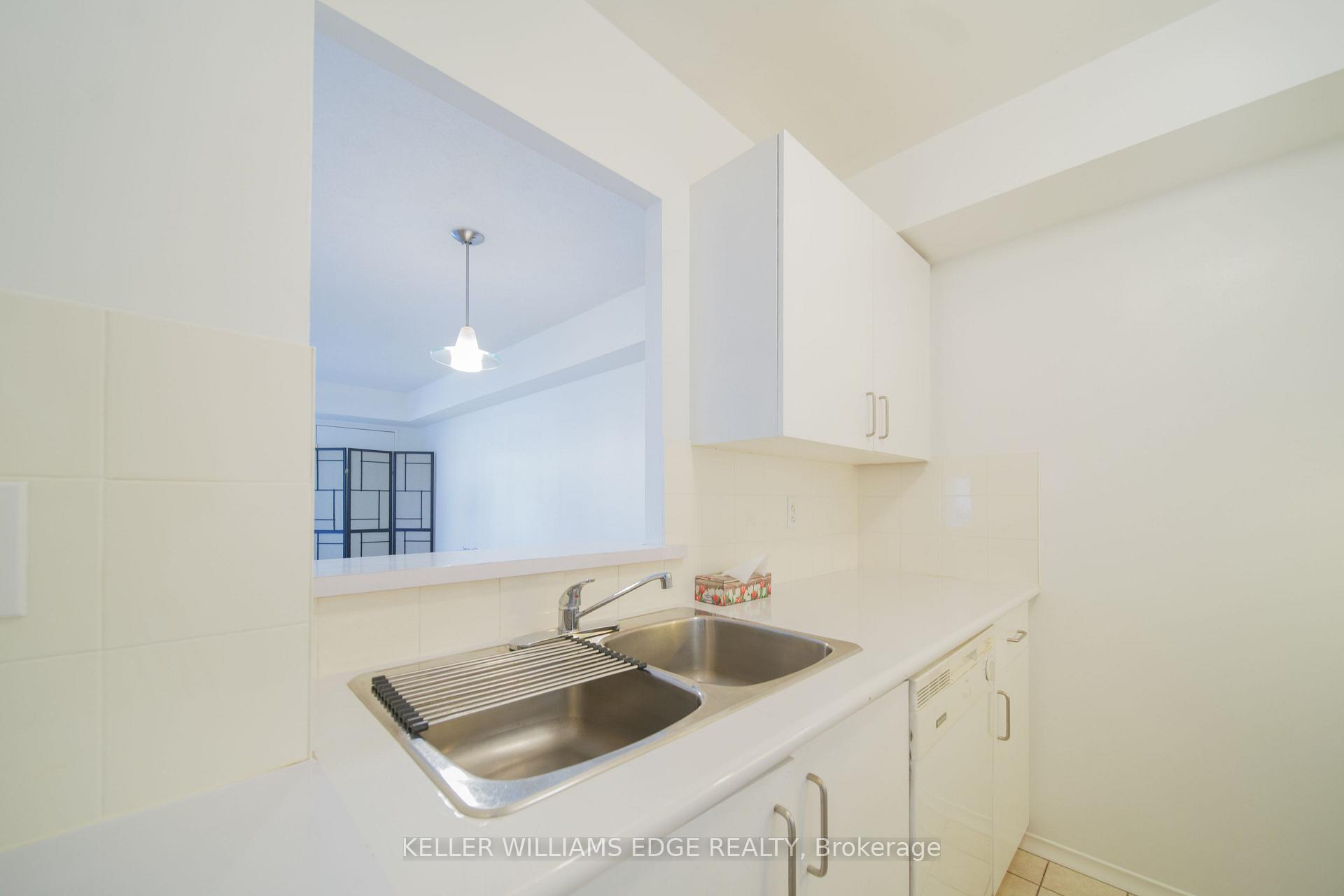 Photo 10 of Unit 402, 555 Wilson Hts Boulevard, North York, Clanton Park — HOMEH