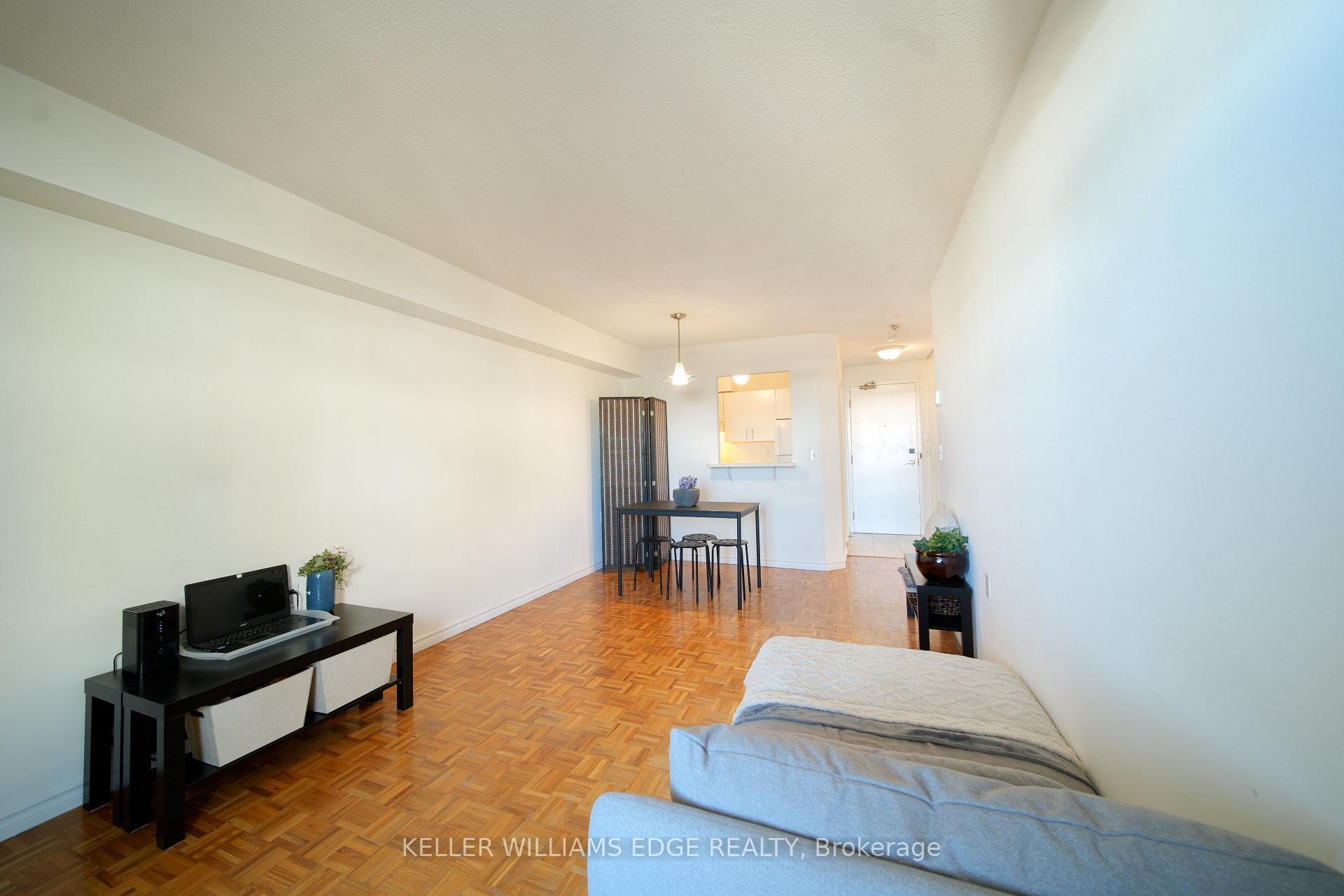 Photo 12 of Unit 402, 555 Wilson Hts Boulevard, North York, Clanton Park — HOMEH