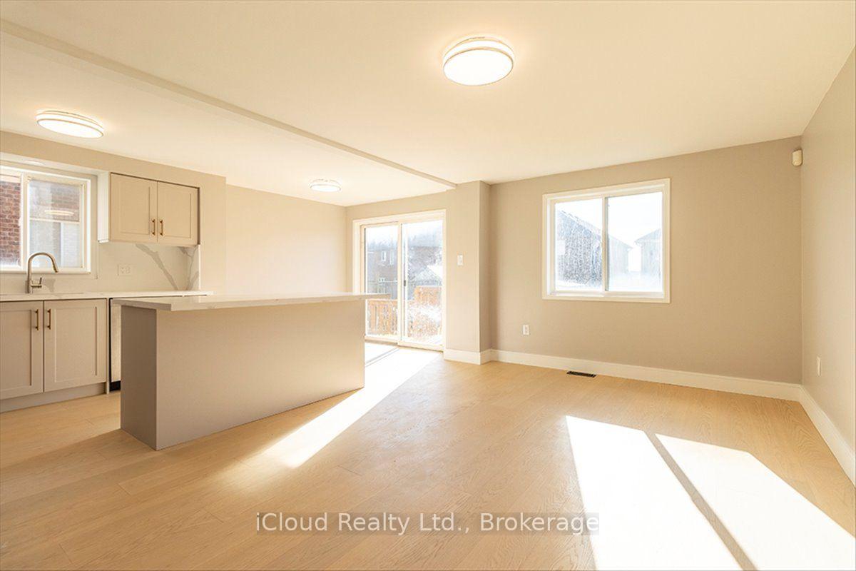 Photo 7 of 184 Madelaine Drive, Barrie, Painswick South — HOMEH