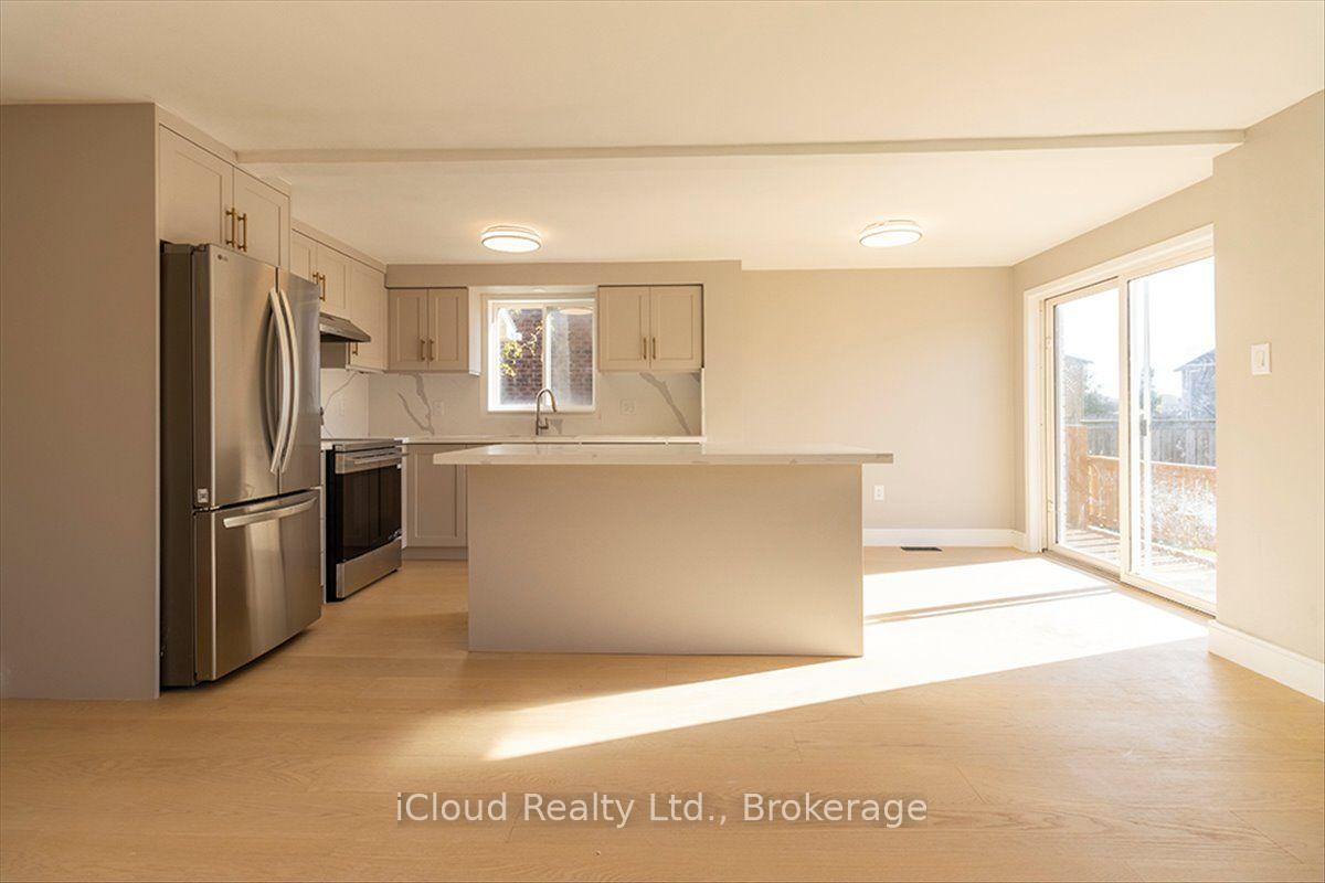 Photo 10 of 184 Madelaine Drive, Barrie, Painswick South — HOMEH