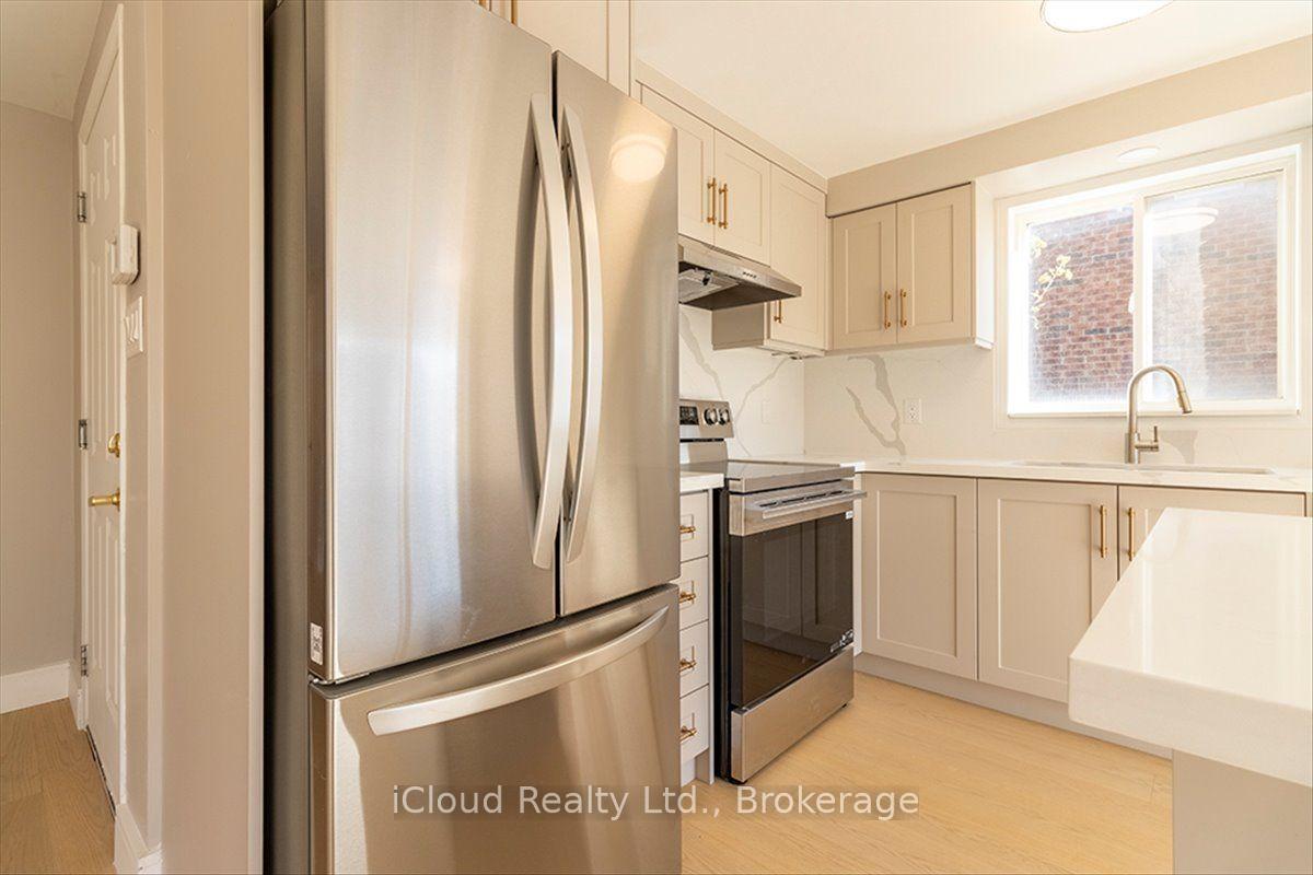 Photo 16 of 184 Madelaine Drive, Barrie, Painswick South — HOMEH