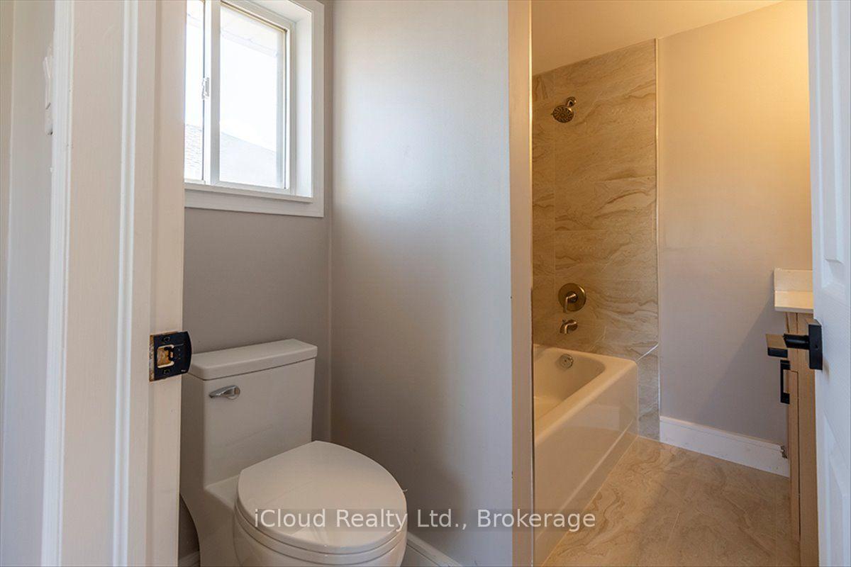 Photo 33 of 184 Madelaine Drive, Barrie, Painswick South — HOMEH
