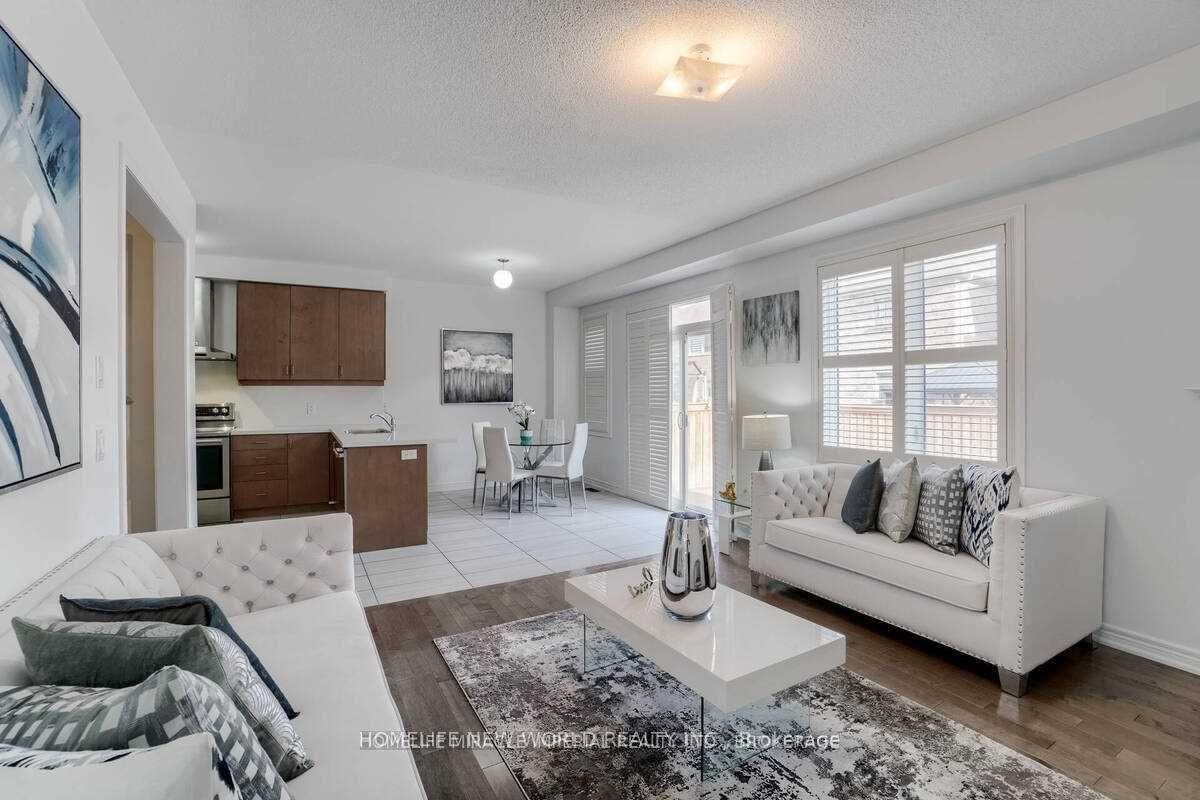 Photo 29 of 15 Grove End Way, Brampton, Sandringham-Wellington North — HOMEH