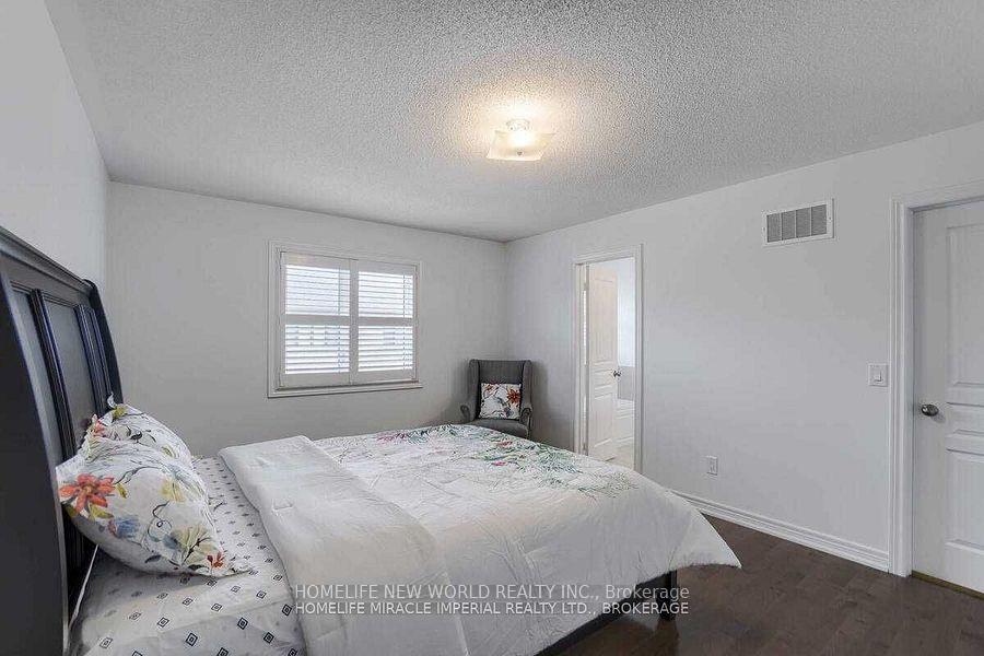 Photo 31 of 15 Grove End Way, Brampton, Sandringham-Wellington North — HOMEH