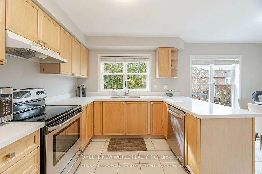 Photo 6 of 15 Grove End Way, Brampton, Sandringham-Wellington North — HOMEH