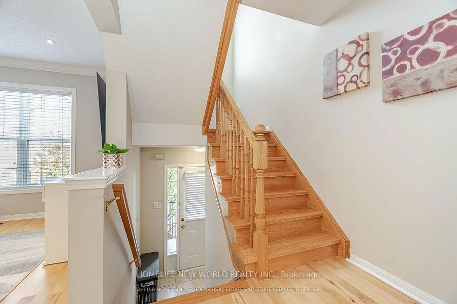 Photo 7 of 15 Grove End Way, Brampton, Sandringham-Wellington North — HOMEH
