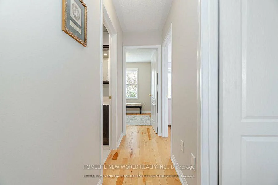 Photo 9 of 15 Grove End Way, Brampton, Sandringham-Wellington North — HOMEH