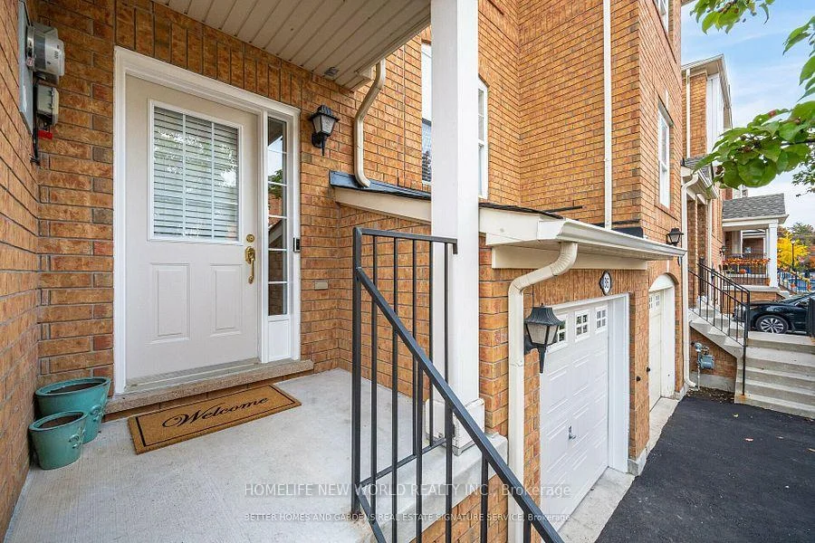 Photo 17 of 15 Grove End Way, Brampton, Sandringham-Wellington North — HOMEH