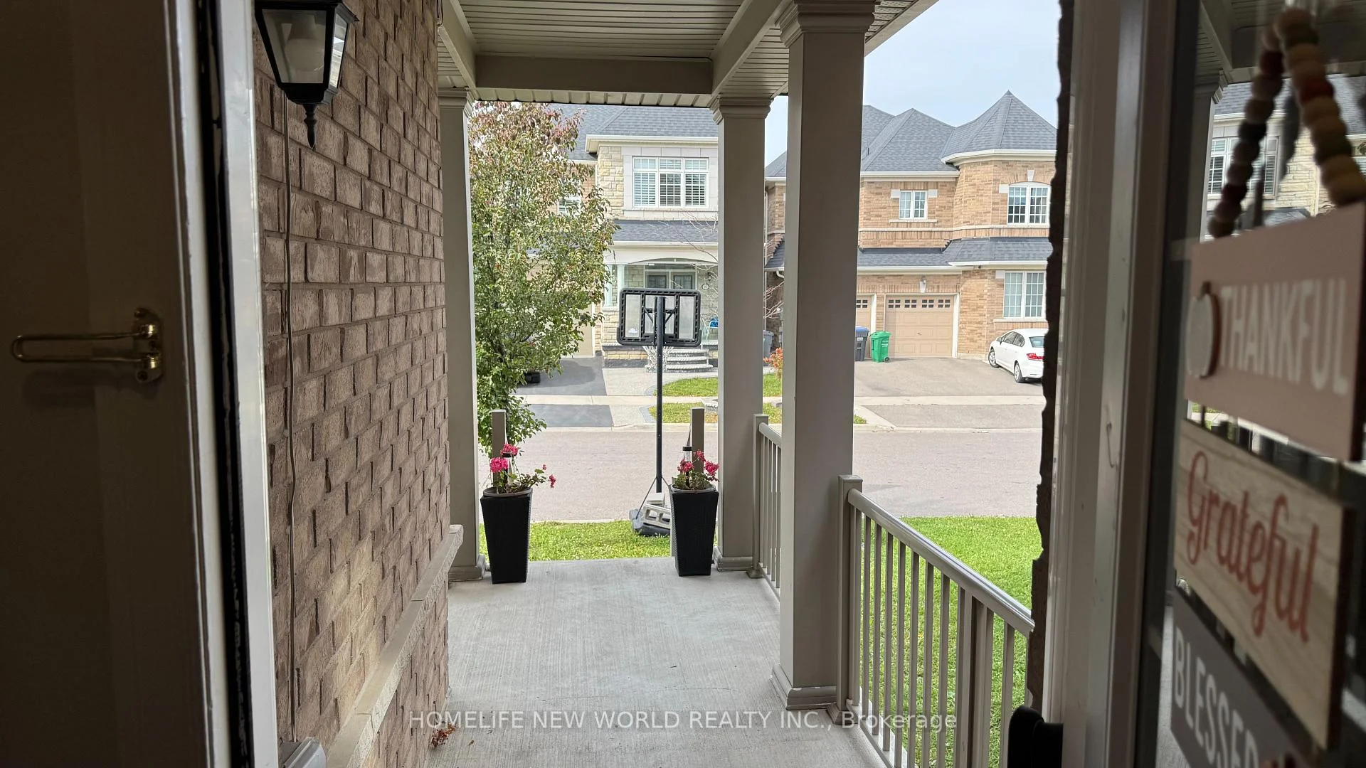 Photo 20 of 15 Grove End Way, Brampton, Sandringham-Wellington North — HOMEH