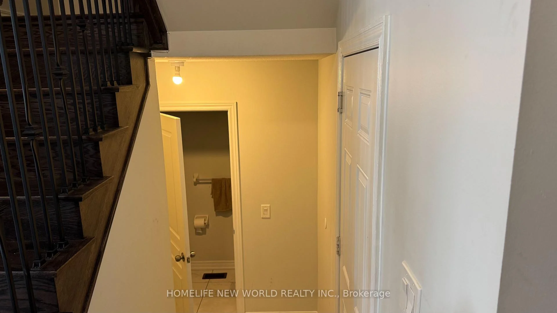 Photo 42 of 15 Grove End Way, Brampton, Sandringham-Wellington North — HOMEH