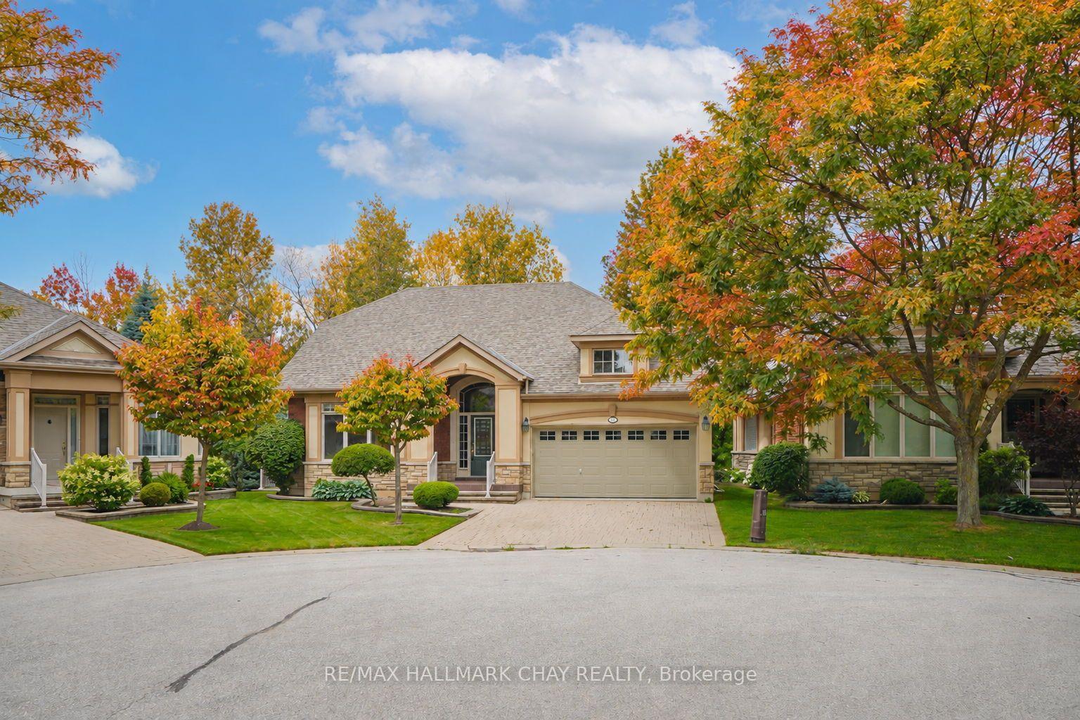 Photo 3 of 34 Tuscany Grande, New Tecumseth, Rural New Tecumseth — HOMEH
