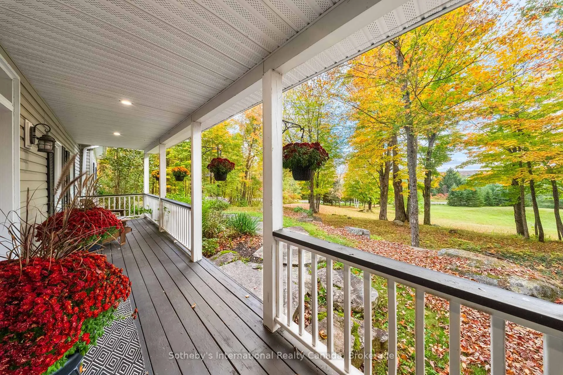 Photo 16 of 1259 Golf Course Road, Huntsville — HOMEH
