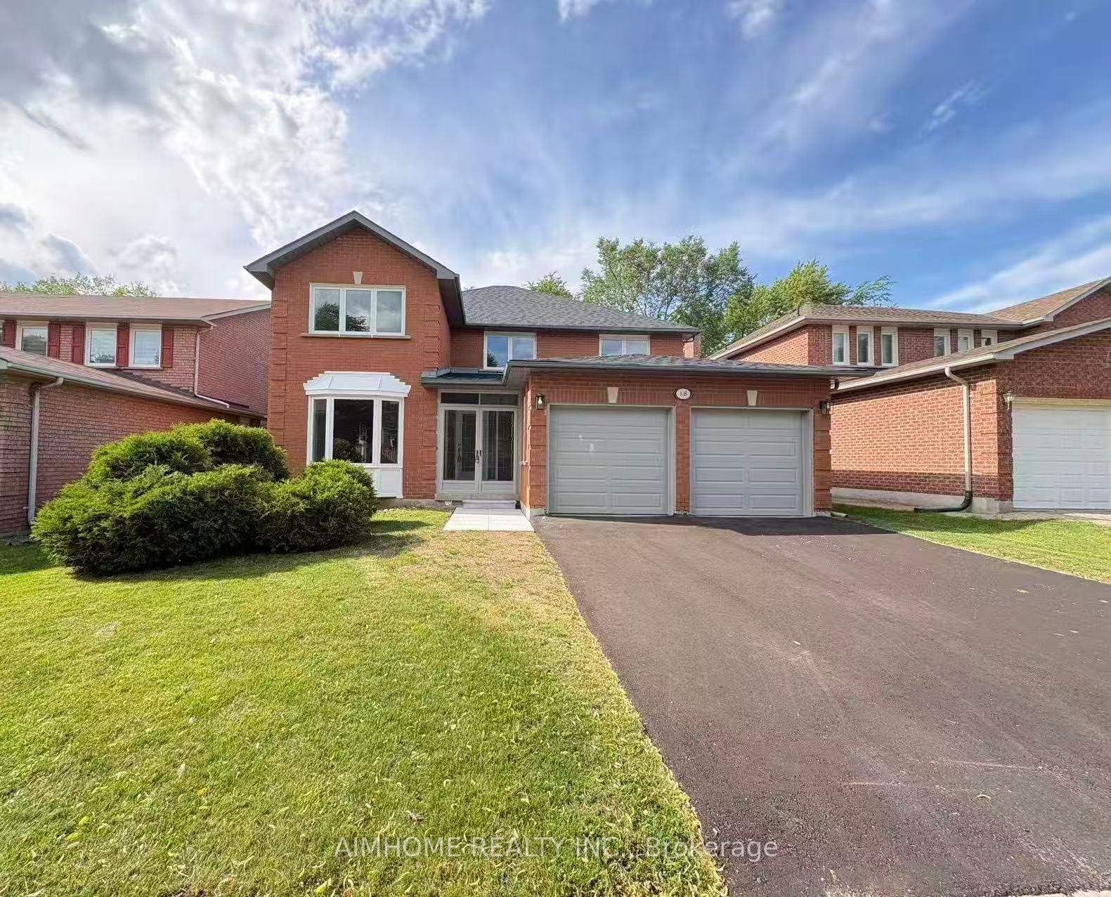 Photo 2 of 108 Berwick Crescent, Richmond Hill, Observatory — HOMEH
