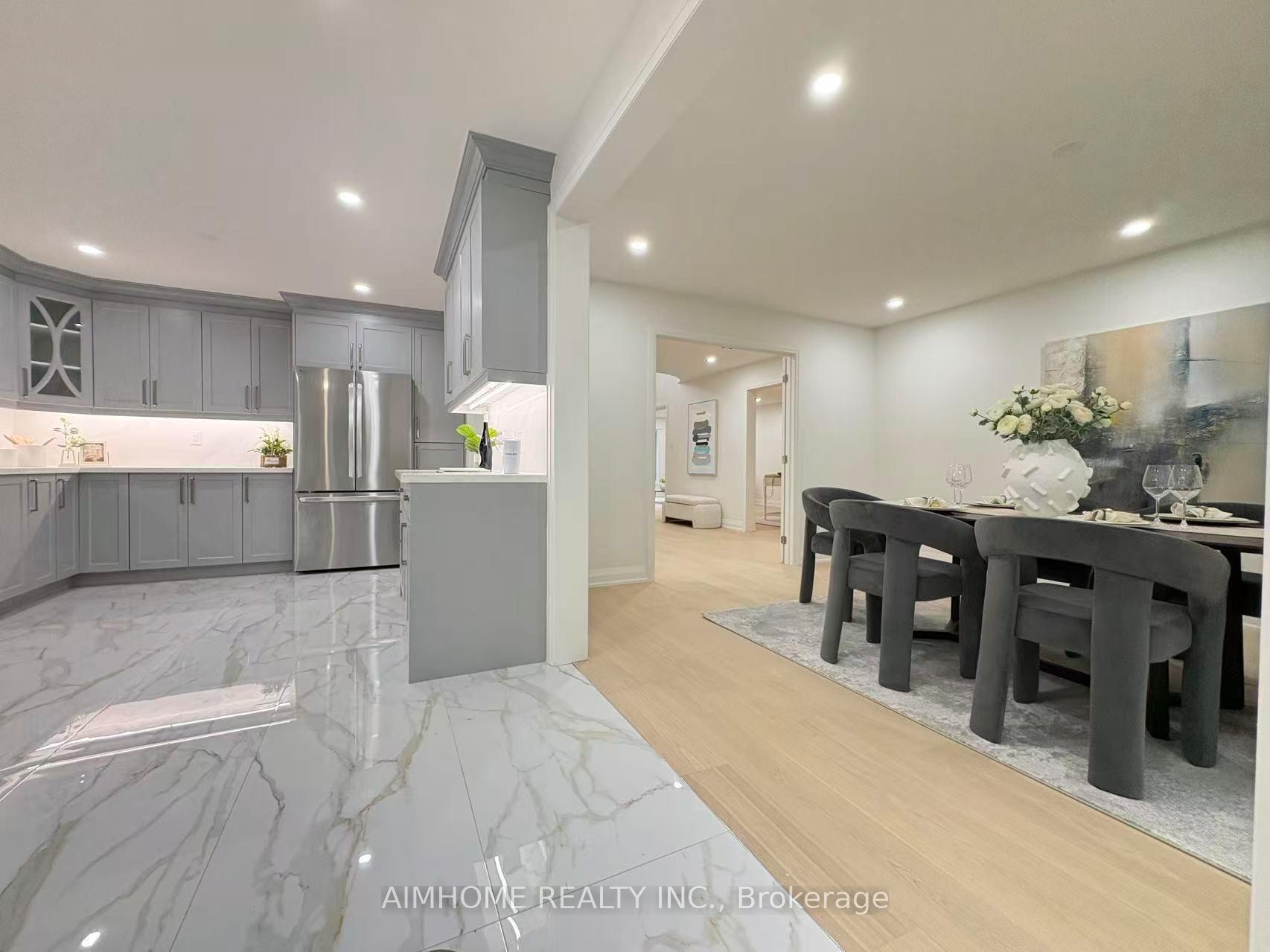 Photo 16 of 108 Berwick Crescent, Richmond Hill, Observatory — HOMEH