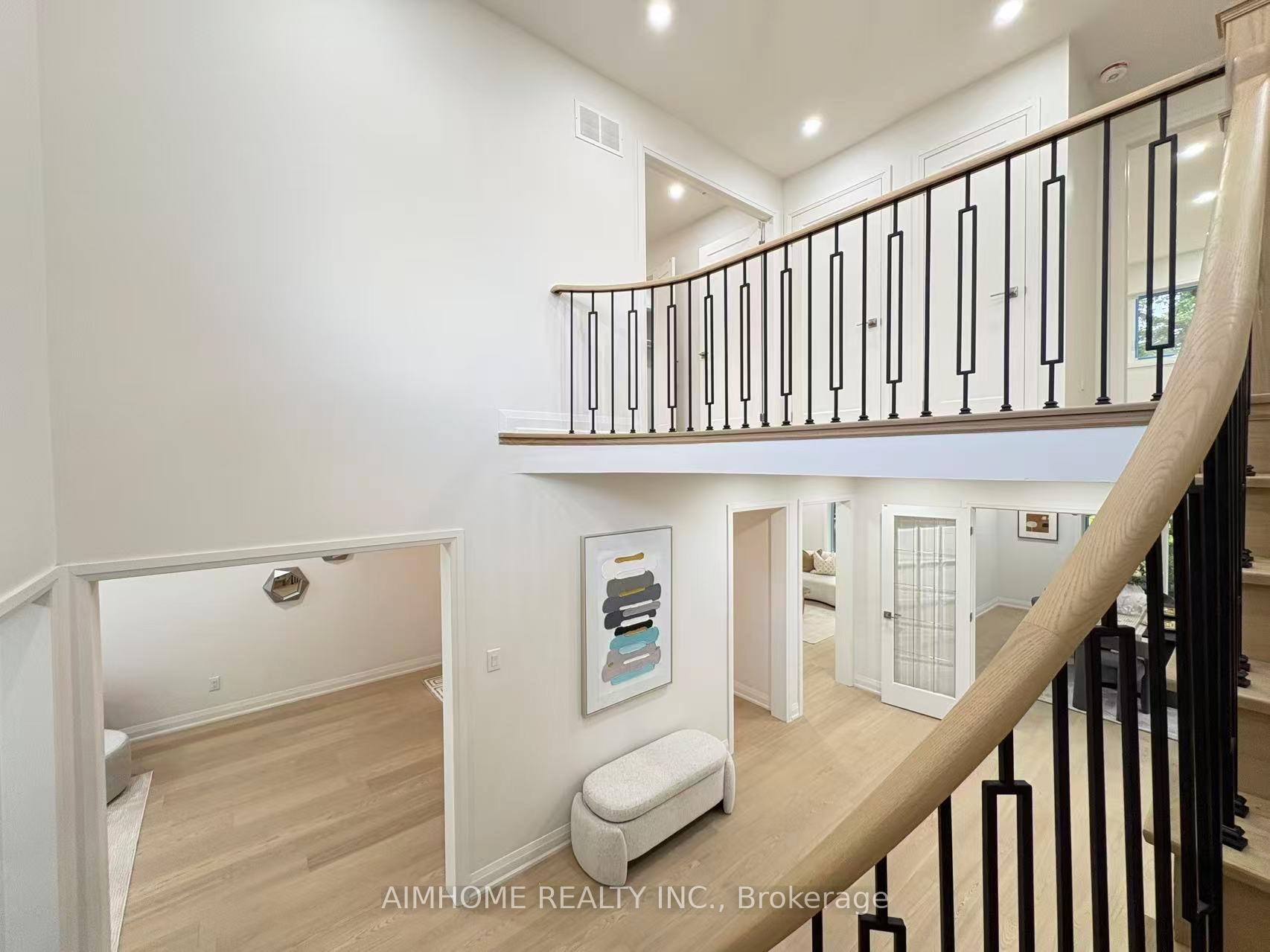 Photo 20 of 108 Berwick Crescent, Richmond Hill, Observatory — HOMEH