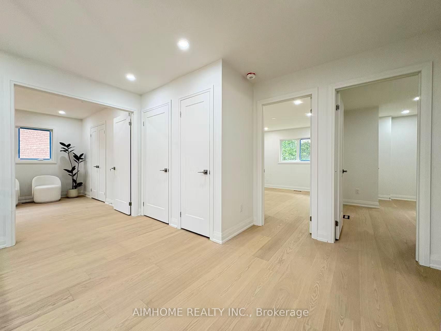 Photo 23 of 108 Berwick Crescent, Richmond Hill, Observatory — HOMEH