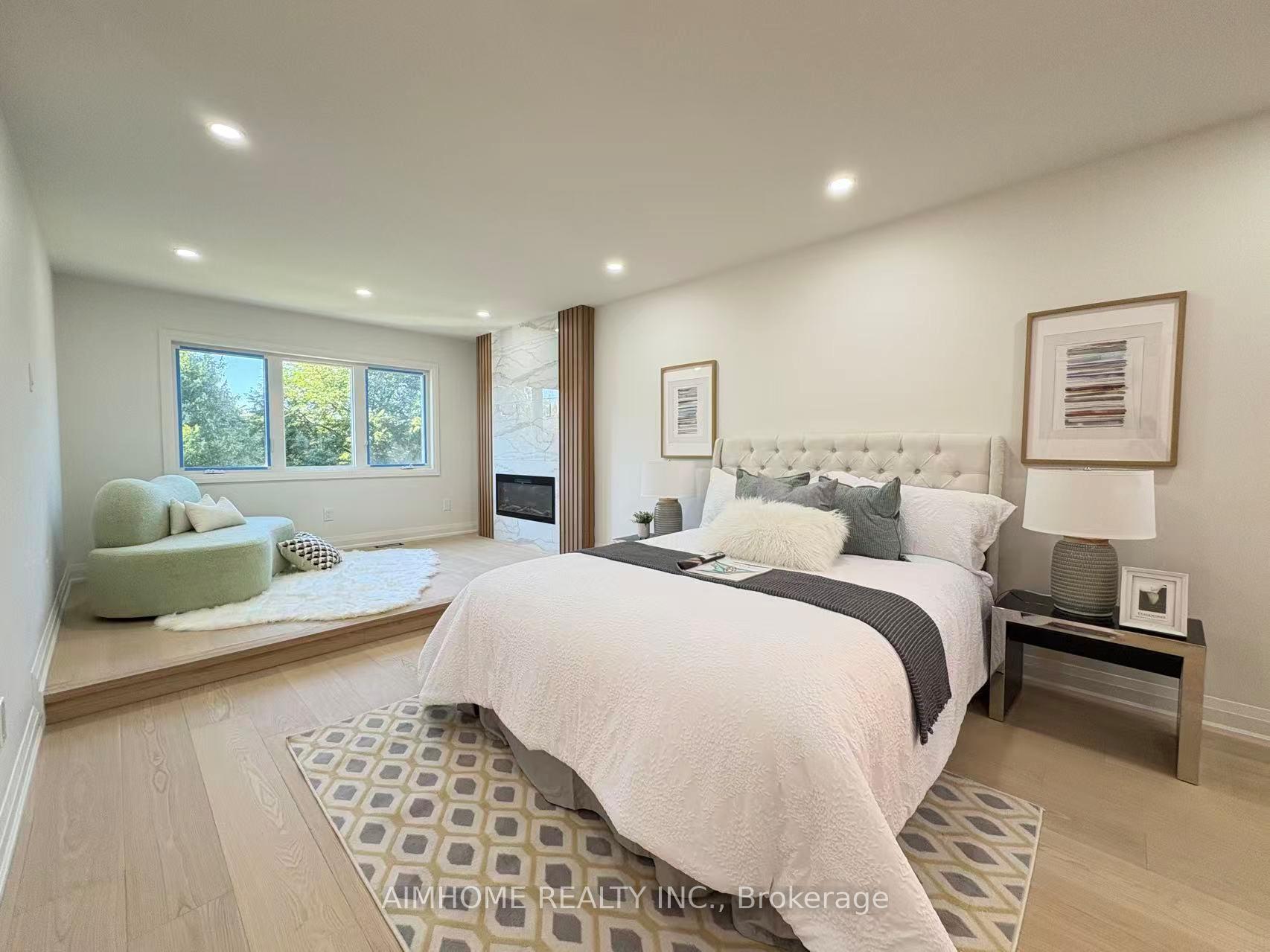 Photo 25 of 108 Berwick Crescent, Richmond Hill, Observatory — HOMEH