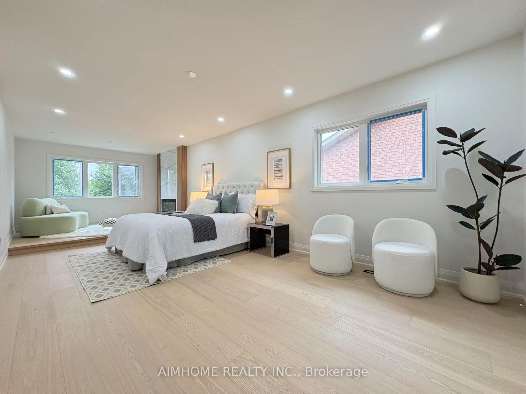 Photo 27 of 108 Berwick Crescent, Richmond Hill, Observatory — HOMEH