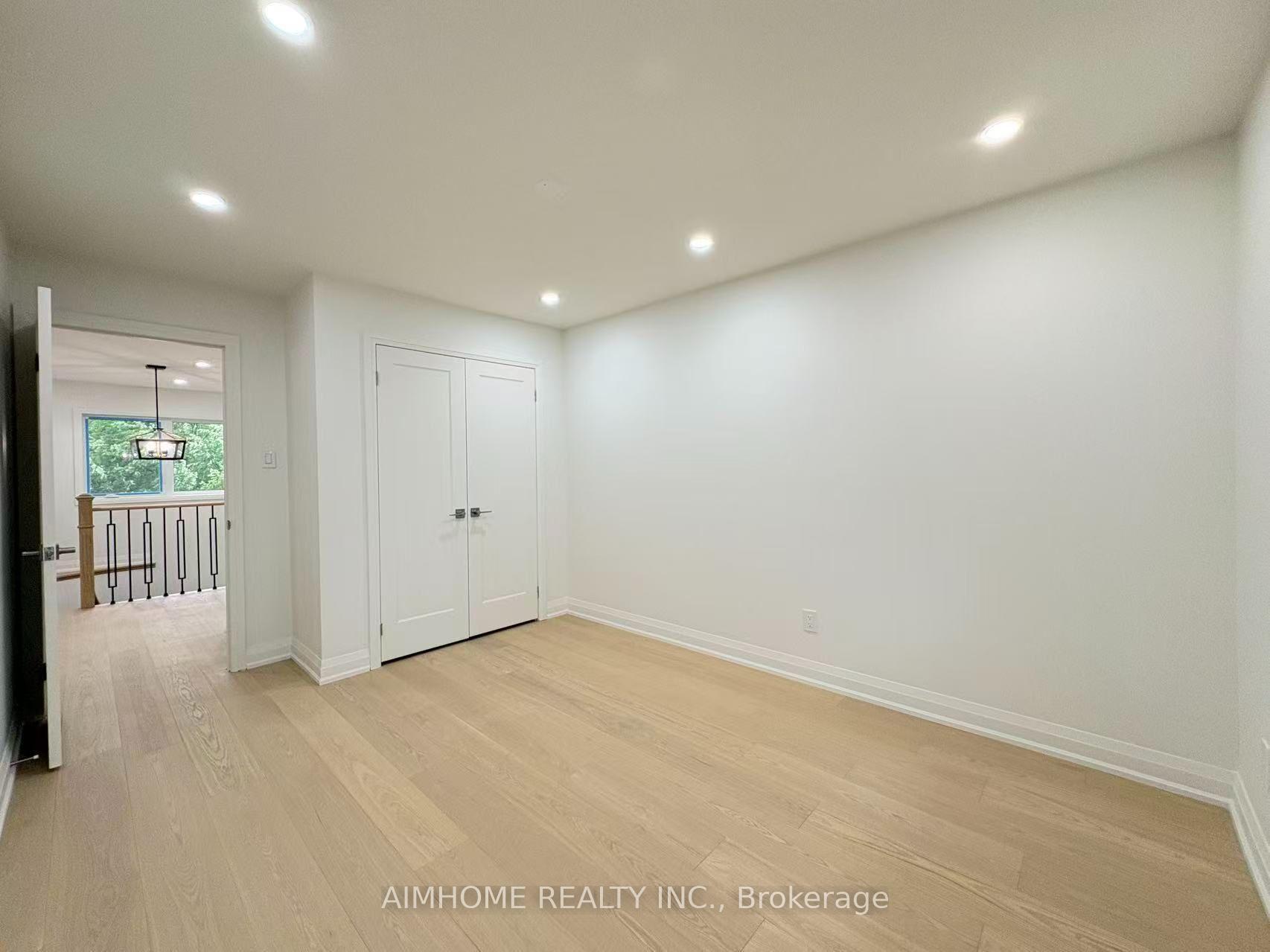 Photo 30 of 108 Berwick Crescent, Richmond Hill, Observatory — HOMEH