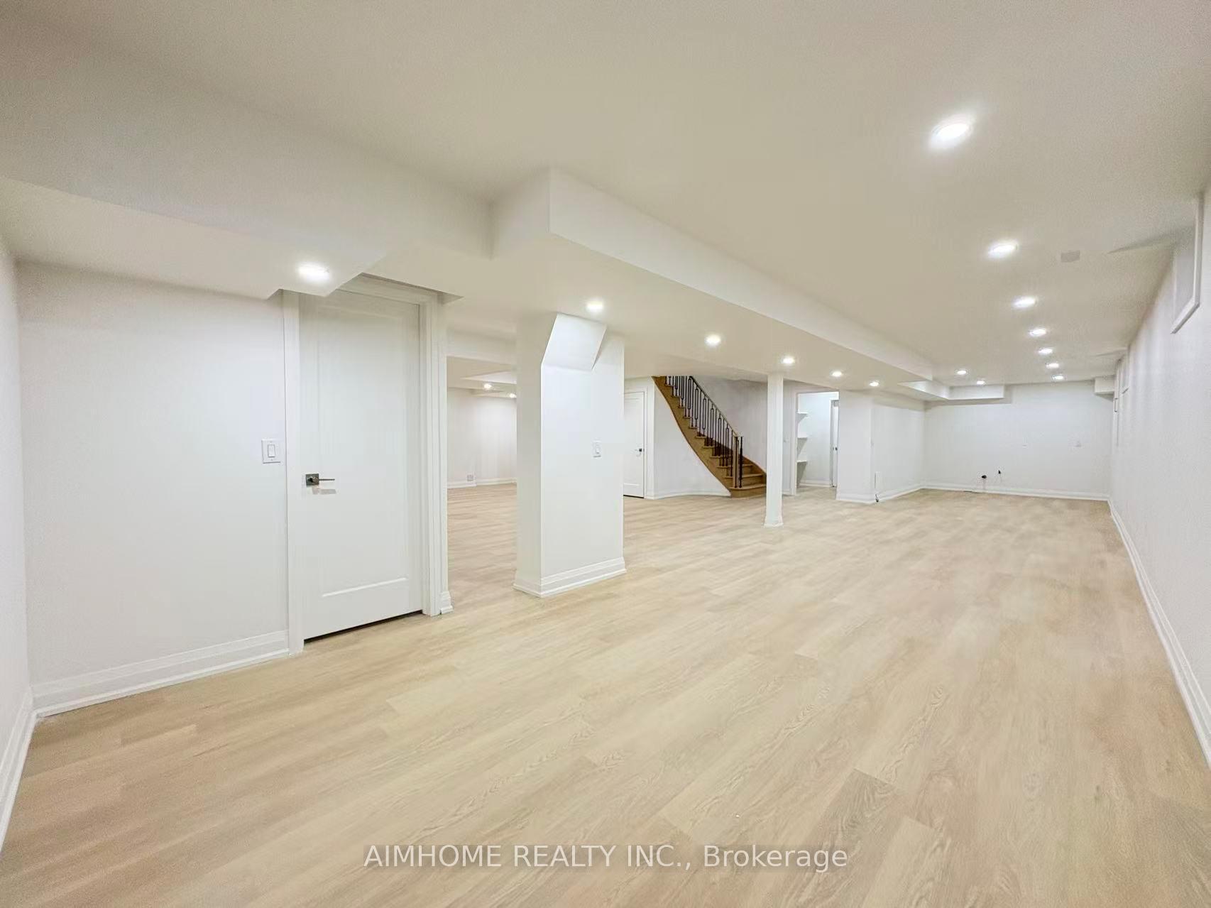 Photo 42 of 108 Berwick Crescent, Richmond Hill, Observatory — HOMEH