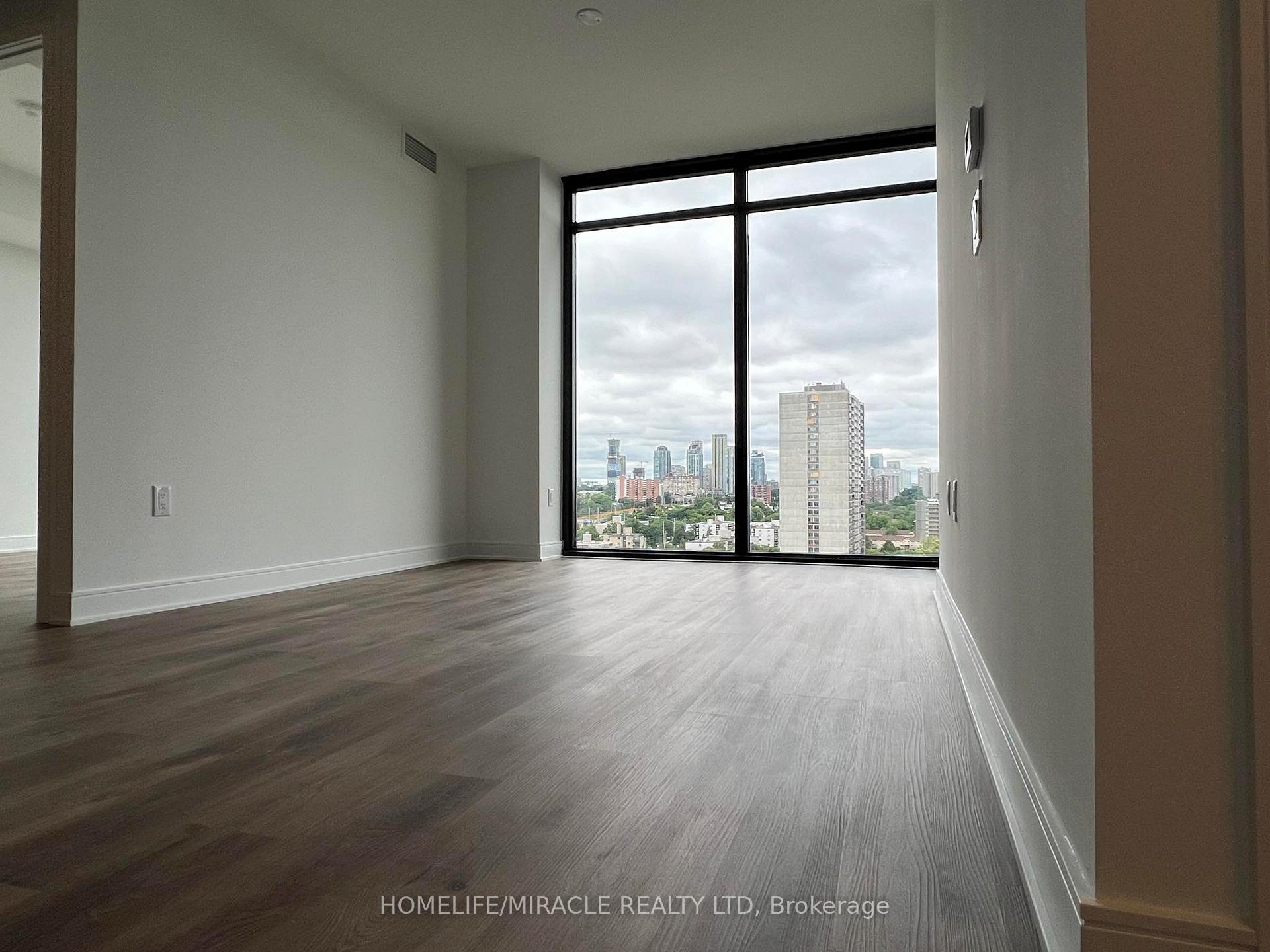 Photo 5 of Unit 1603, 86 Dundas Street E, Mississauga, Cooksville — HOMEH