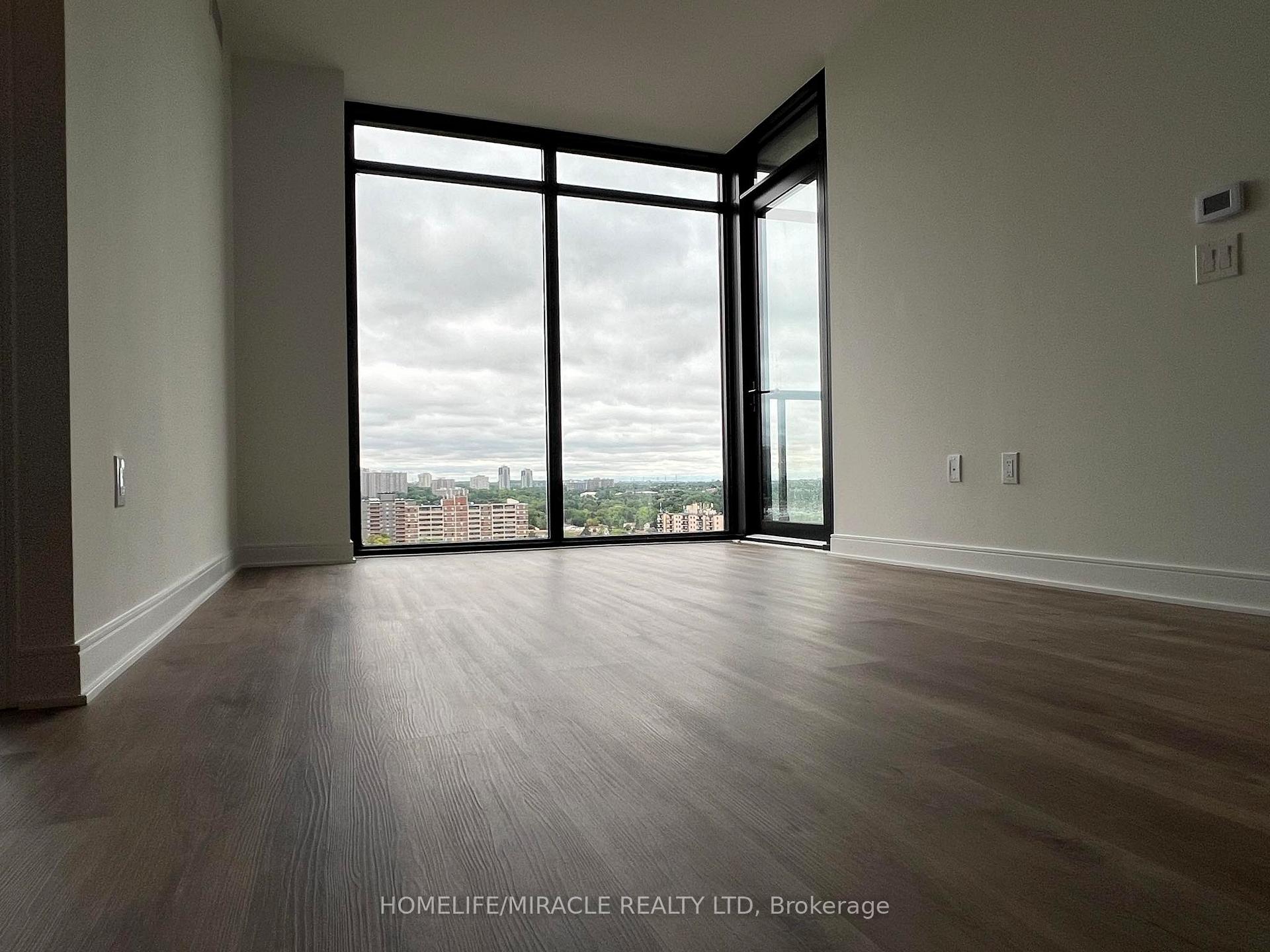 Photo 6 of Unit 1603, 86 Dundas Street E, Mississauga, Cooksville — HOMEH