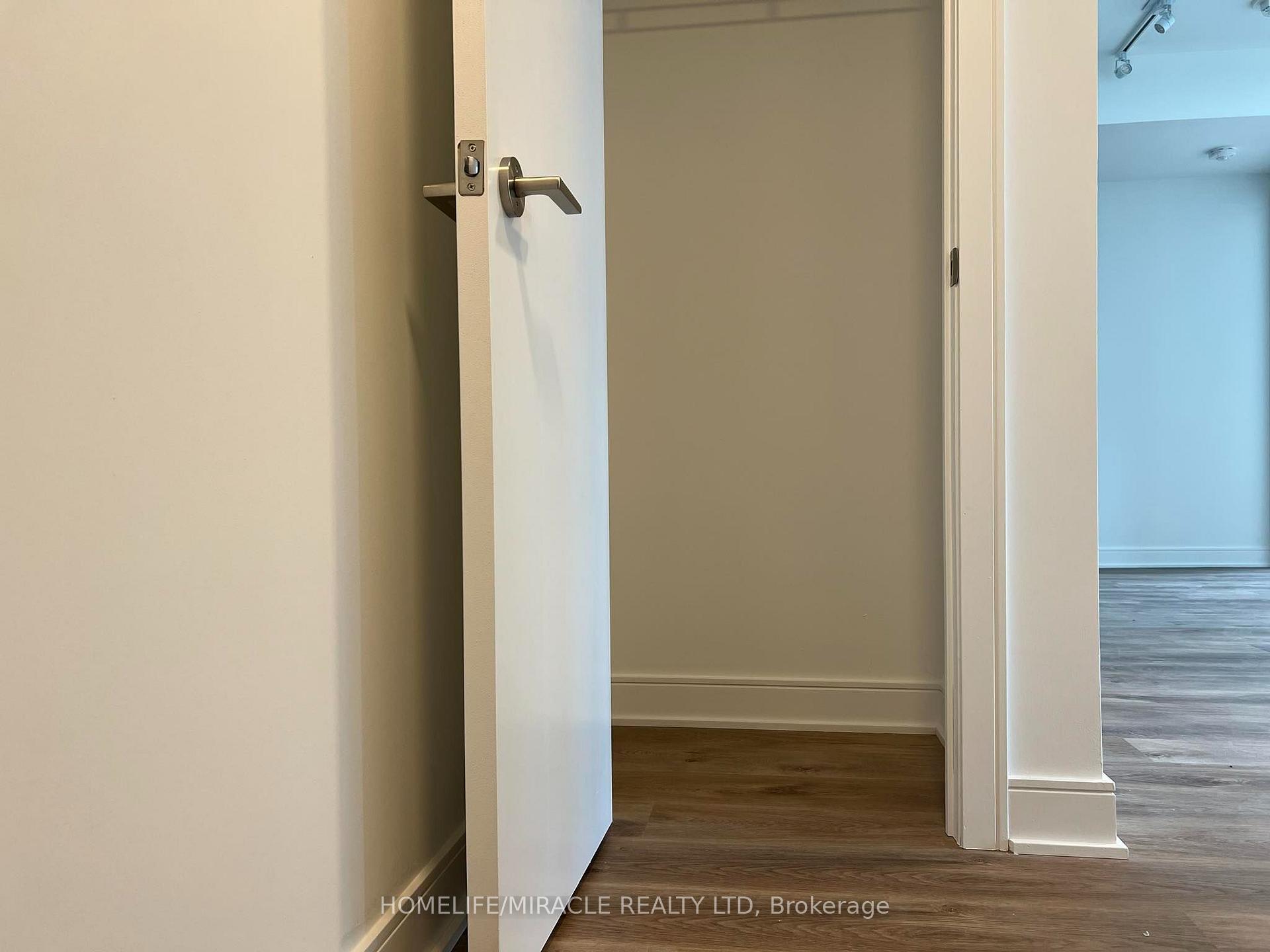 Photo 14 of Unit 1603, 86 Dundas Street E, Mississauga, Cooksville — HOMEH