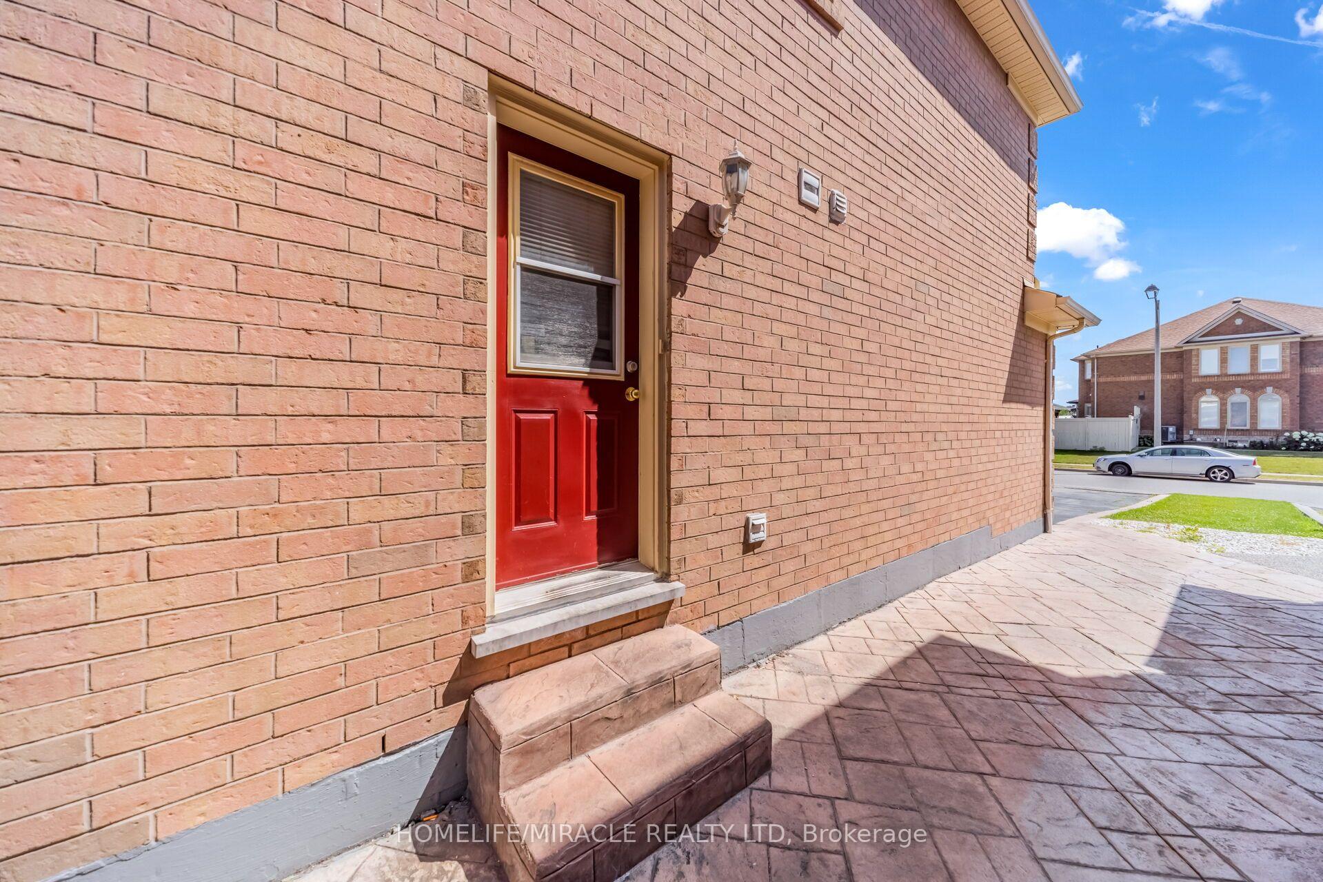 Photo 49 of 32 Gold Tree Street, Brampton, Sandringham-Wellington — HOMEH