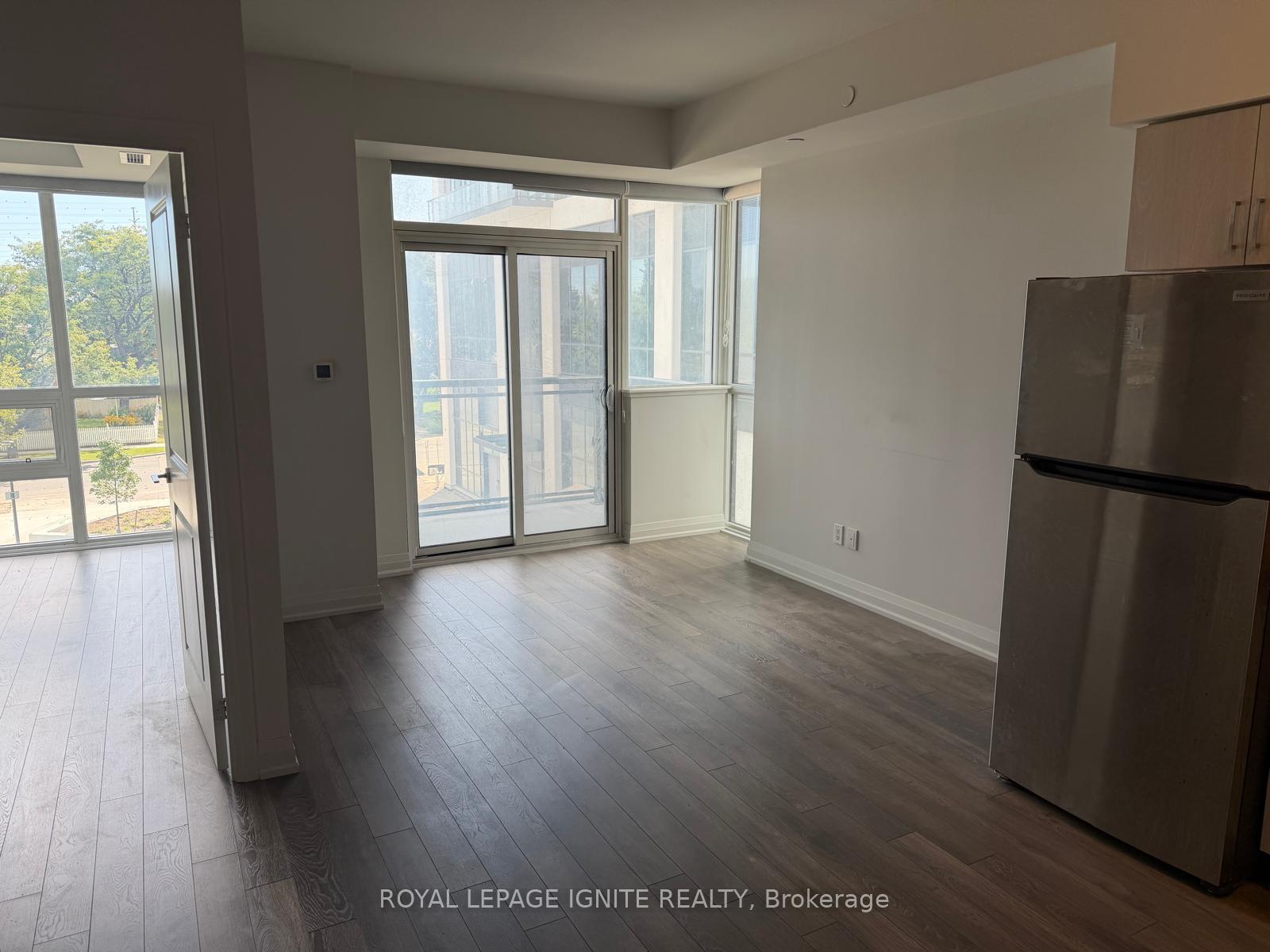 Photo 14 of Unit 310, 10 Meadowglen Place, Scarborough, Woburn — HOMEH