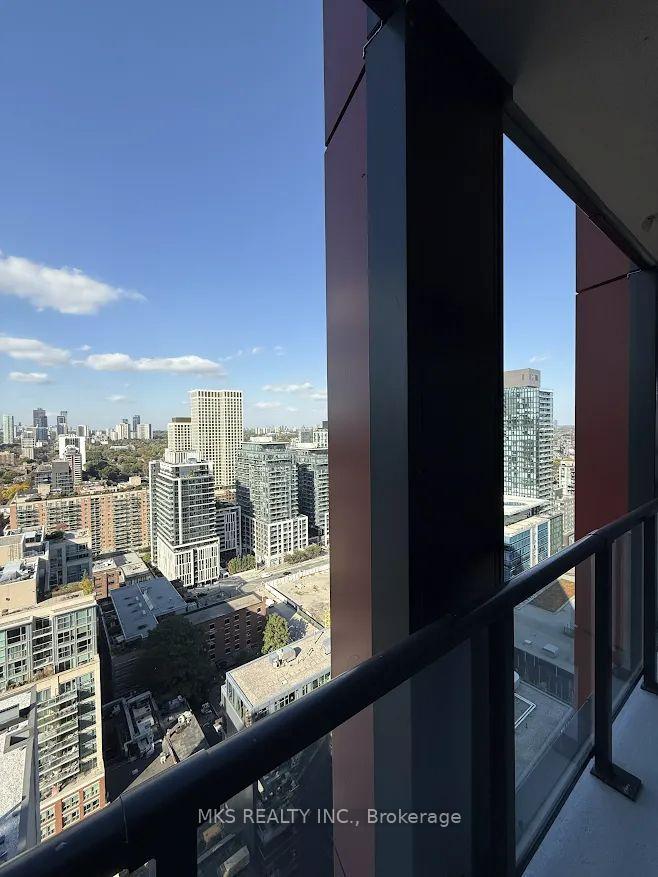 Photo 3 of Unit 3001, 180 Front Street E, Toronto, Moss Park — HOMEH