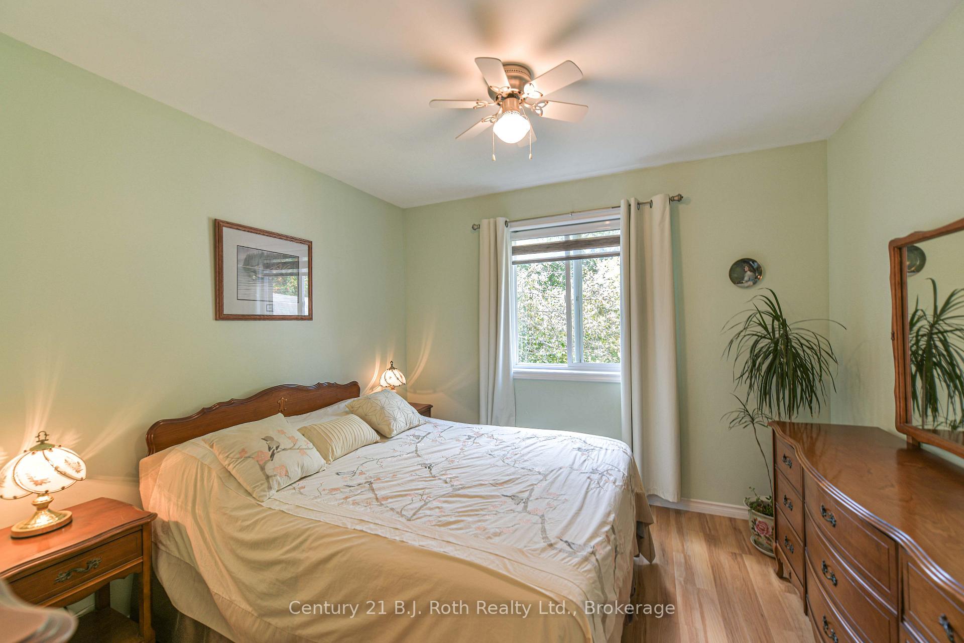 Photo 18 of 331 Moffat Street, Orillia — HOMEH