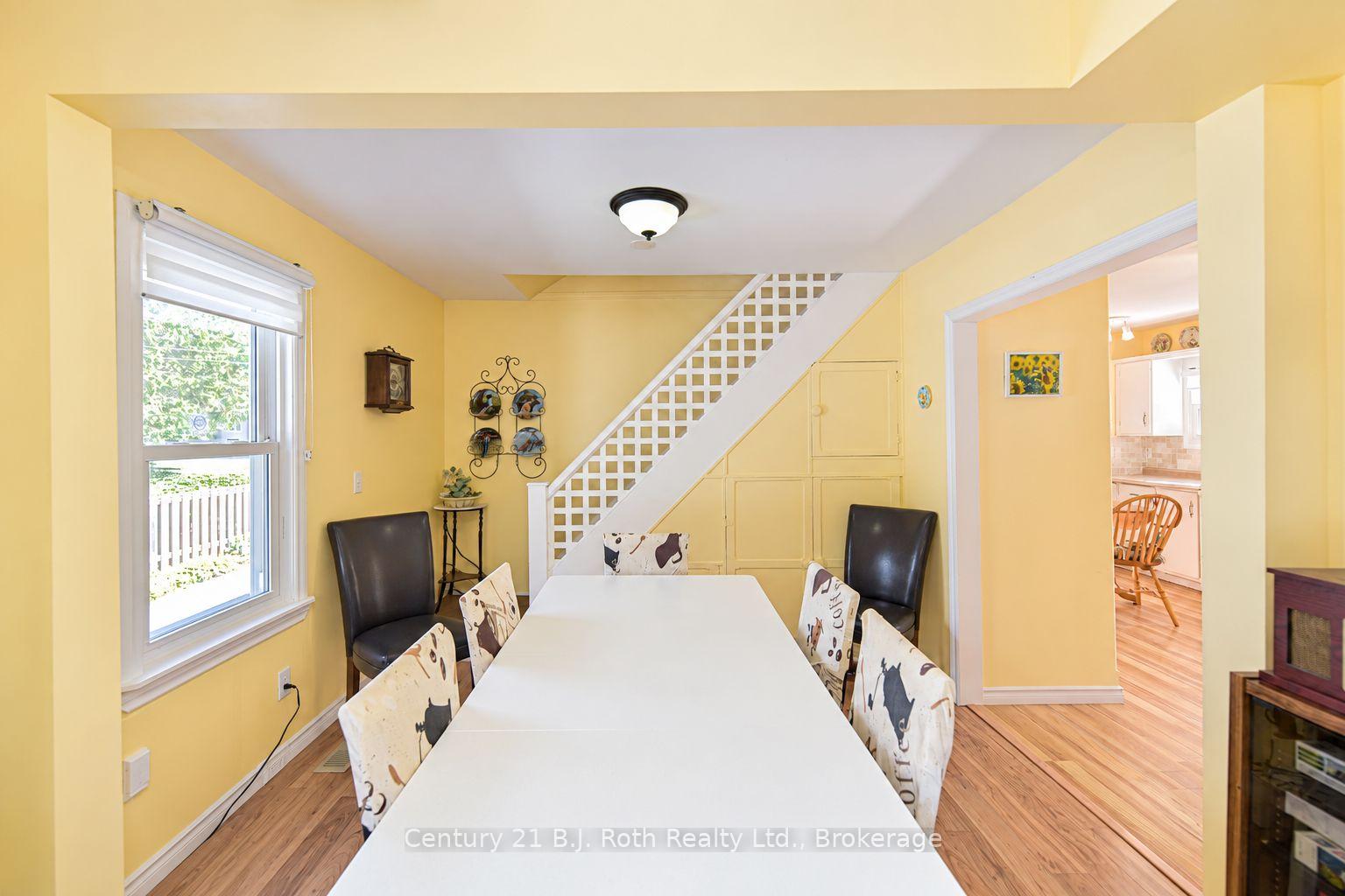 Photo 23 of 331 Moffat Street, Orillia — HOMEH