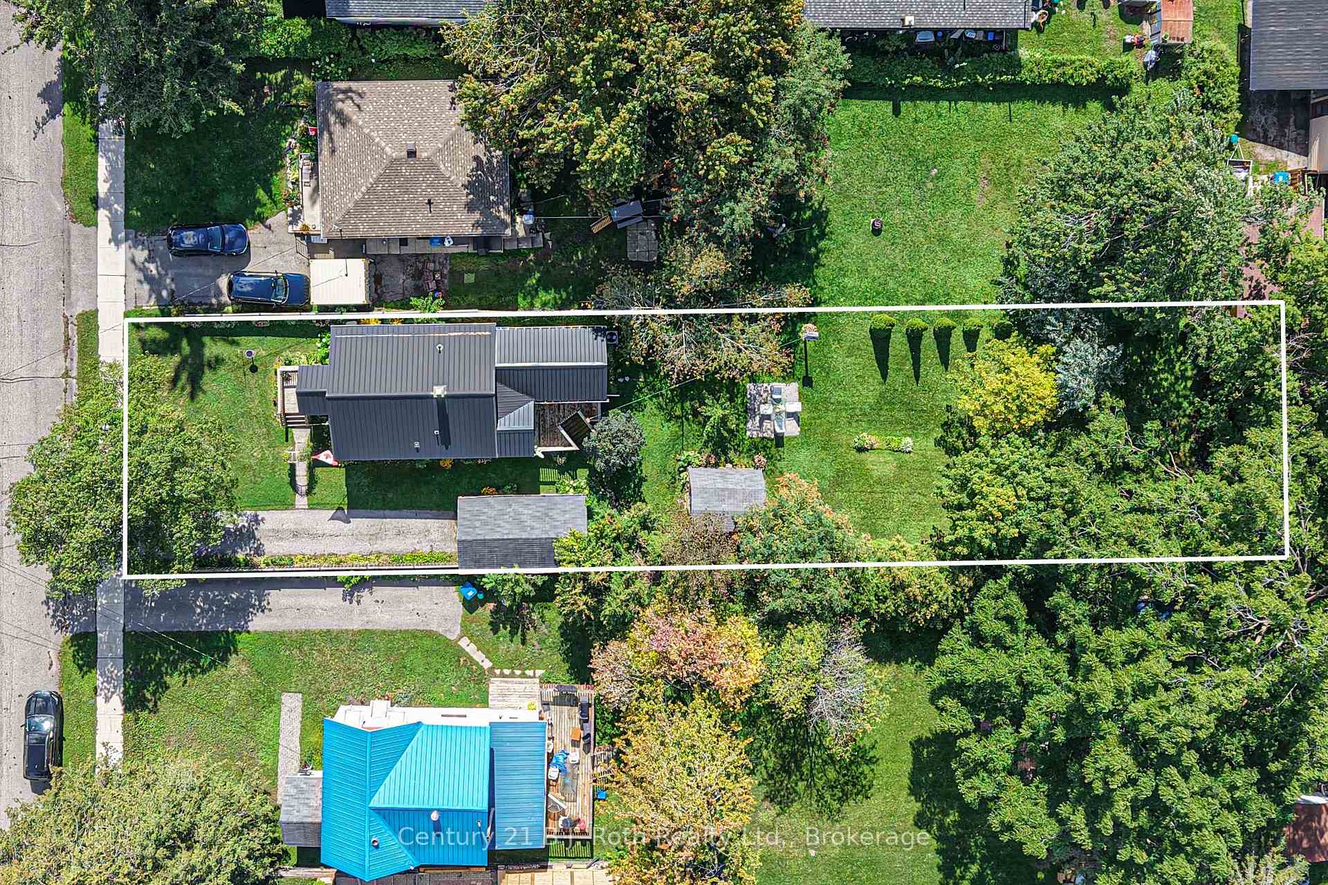 Photo 42 of 331 Moffat Street, Orillia — HOMEH