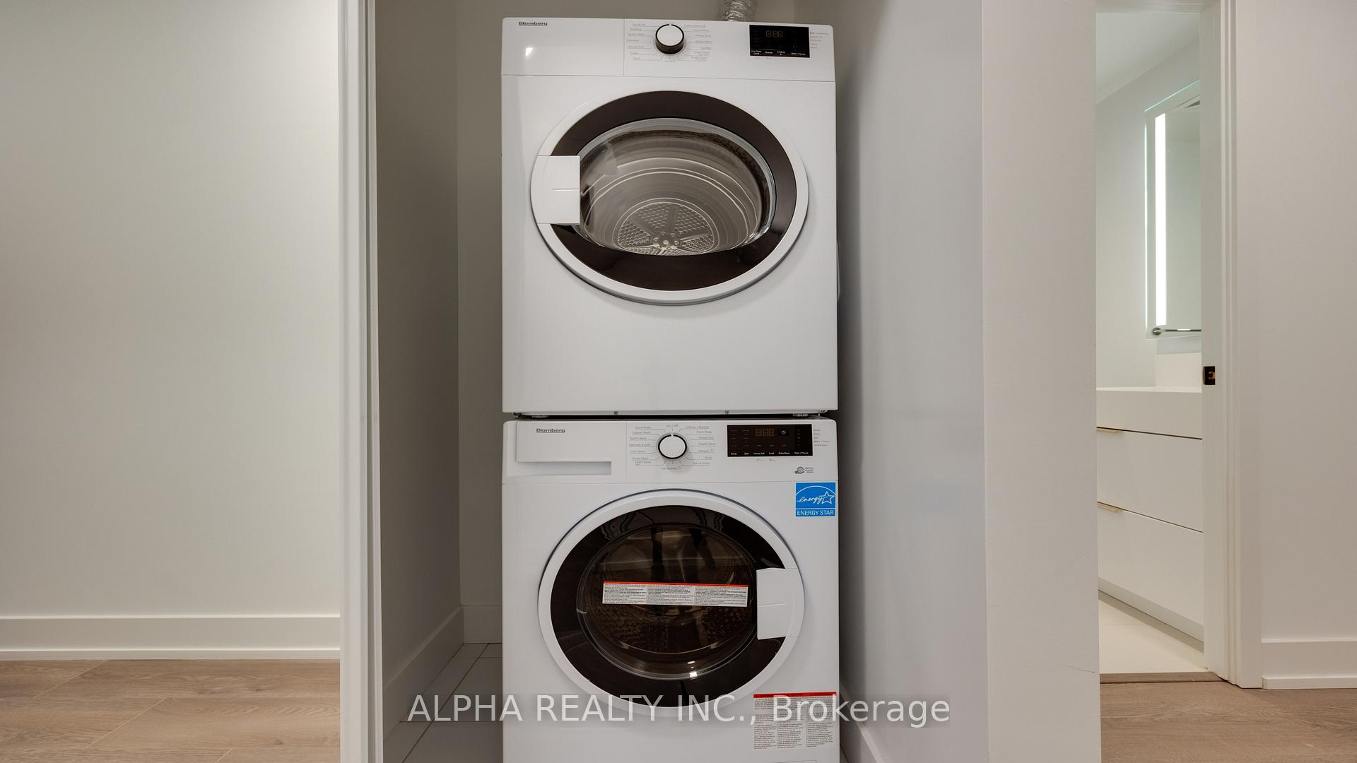 Photo 5 of Unit 206, 308 Jarvis Street, Toronto, Church-Yonge Corridor — HOMEH