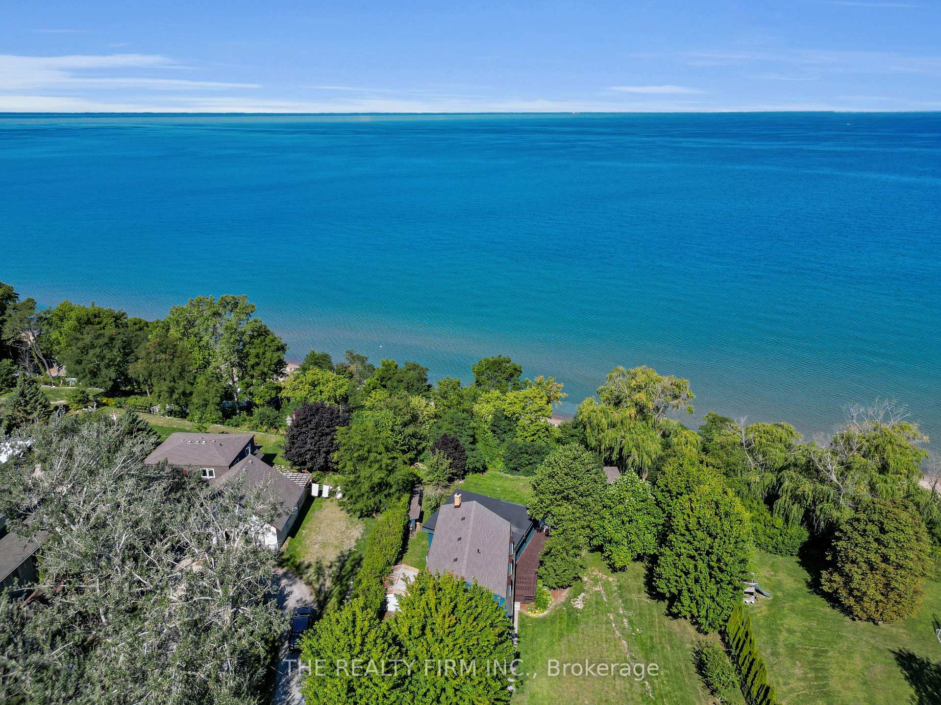Photo 4 of 3692 Beverly Glen, Plympton-Wyoming, Plympton Wyoming — HOMEH