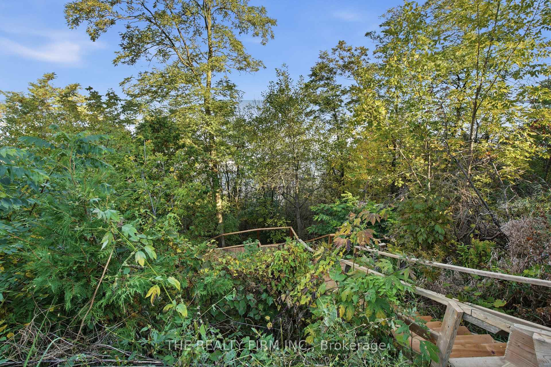 Photo 35 of 3692 Beverly Glen, Plympton-Wyoming, Plympton Wyoming — HOMEH
