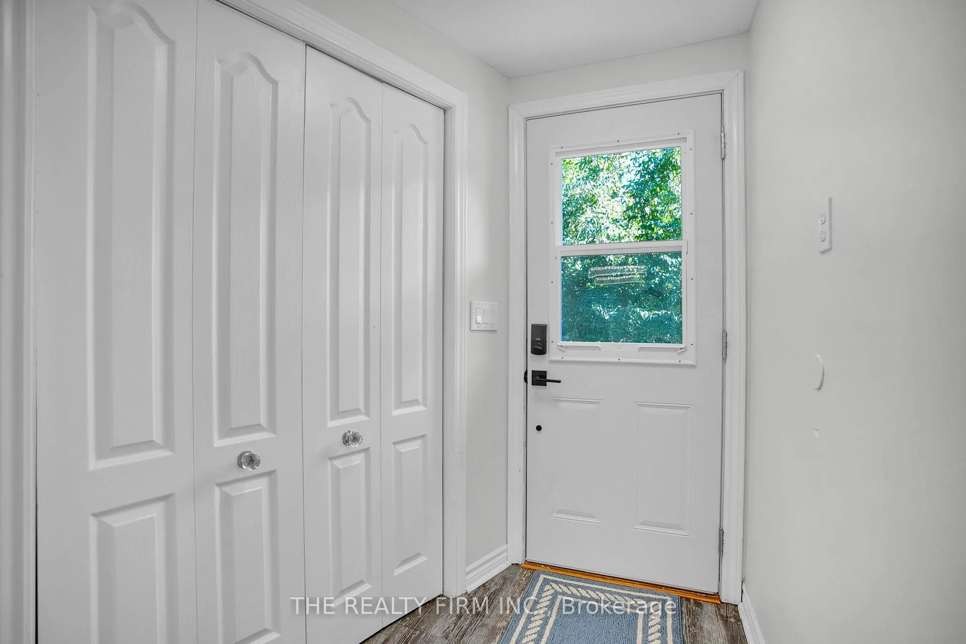 Photo 5 of 3692 Beverly Glen, Plympton-Wyoming, Plympton Wyoming — HOMEH