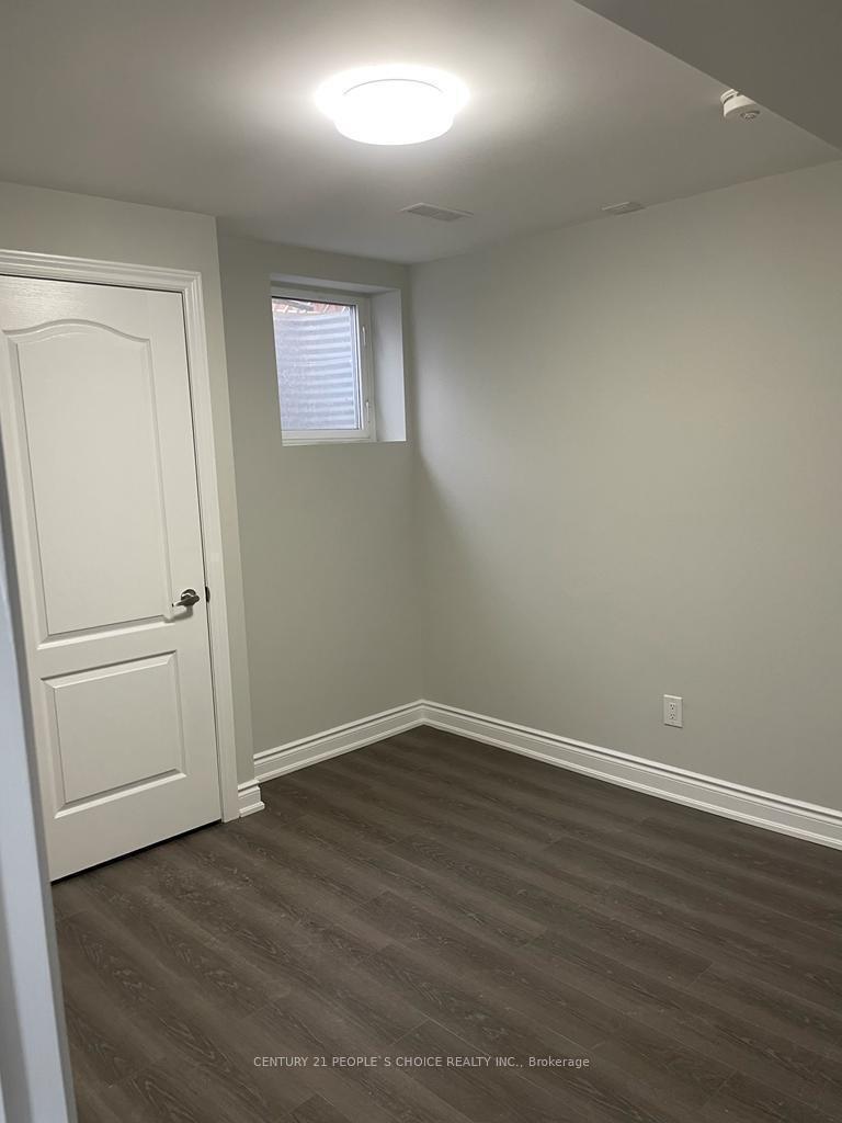 Photo 8 of Unit Bsmt, 12 Tetra Court, Brampton, Credit Valley — HOMEH