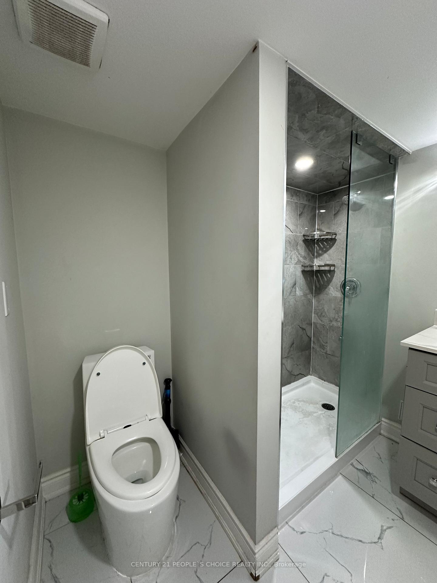 Photo 12 of Unit Bsmt, 12 Tetra Court, Brampton, Credit Valley — HOMEH