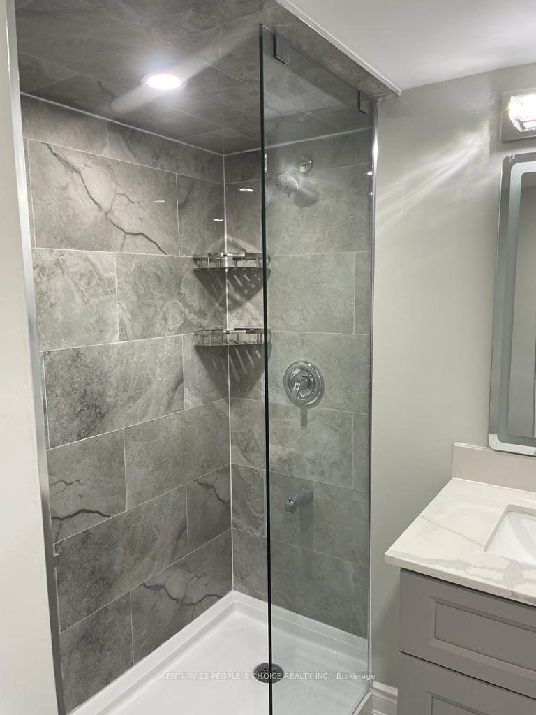 Photo 14 of Unit Bsmt, 12 Tetra Court, Brampton, Credit Valley — HOMEH