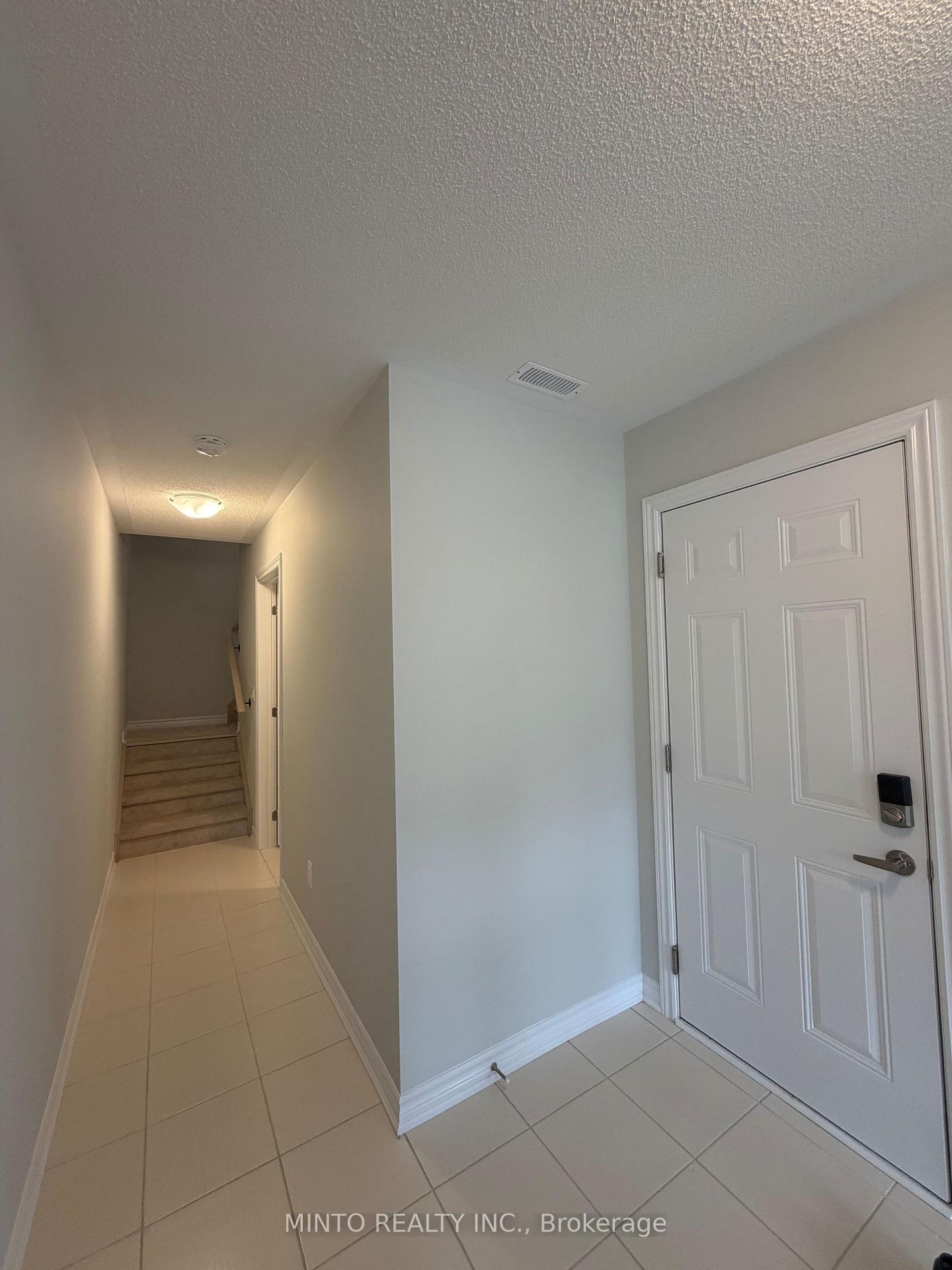 Photo 4 of 1023 Honeycomb Path, Oshawa, Kedron — HOMEH