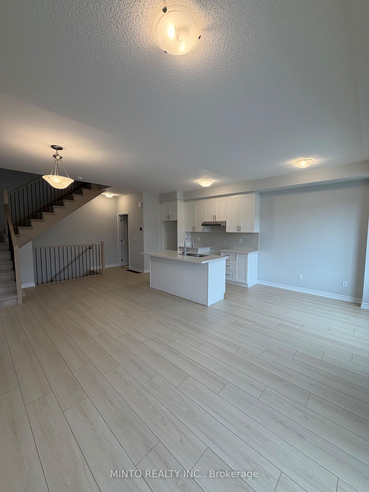 Photo 8 of 1023 Honeycomb Path, Oshawa, Kedron — HOMEH